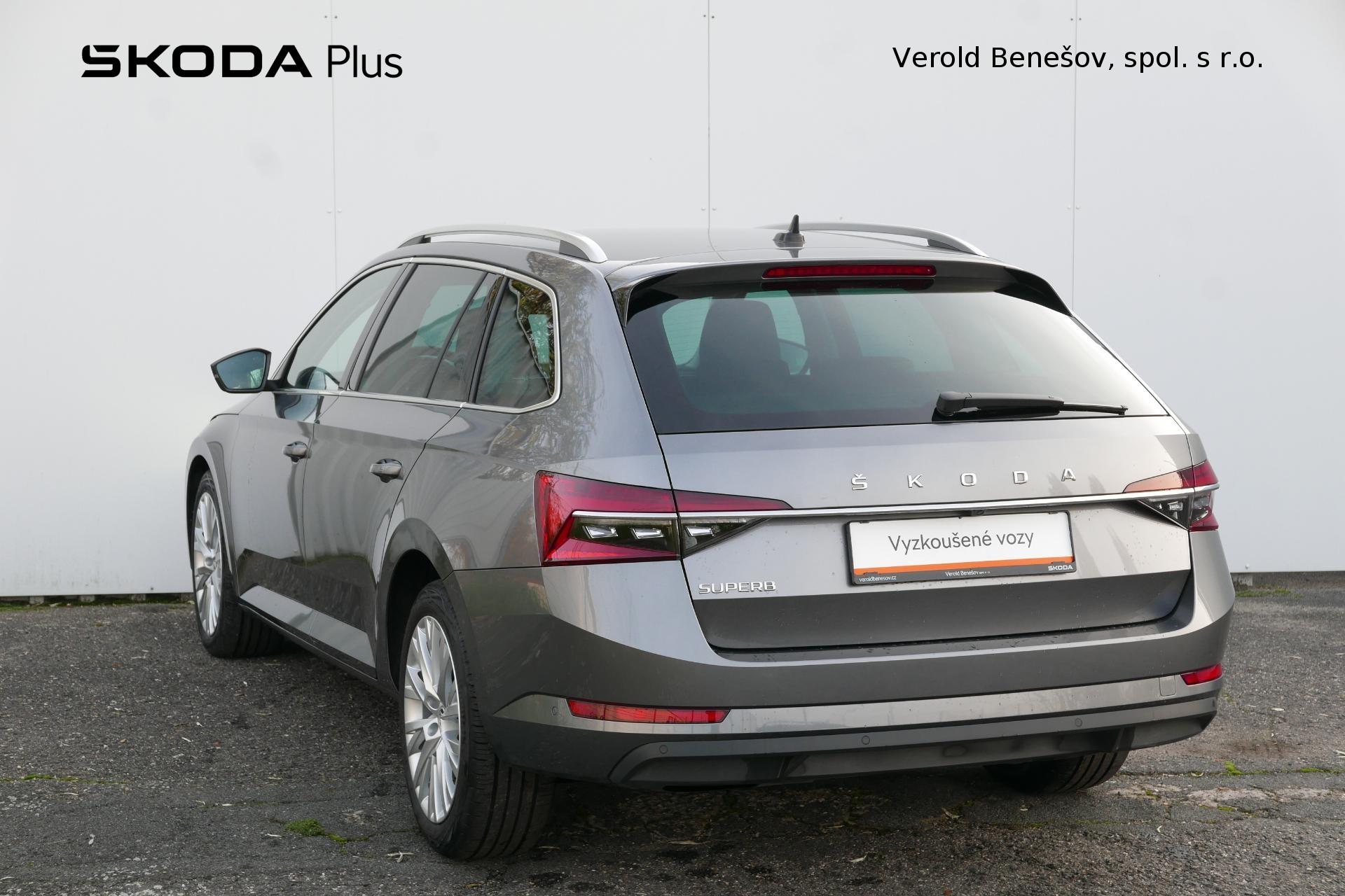 Škoda Superb