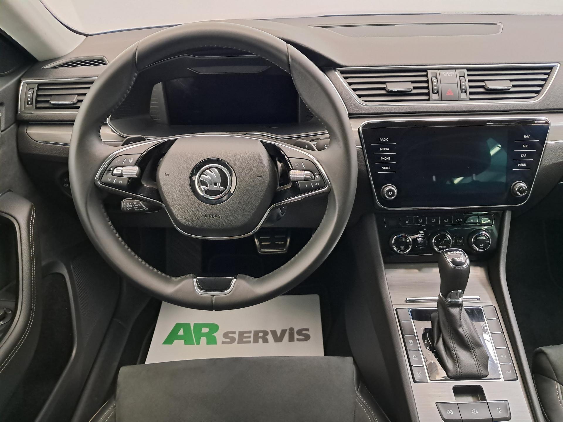 Škoda Superb