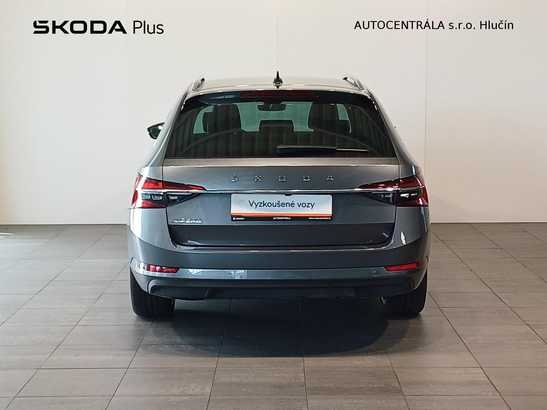 Škoda Superb