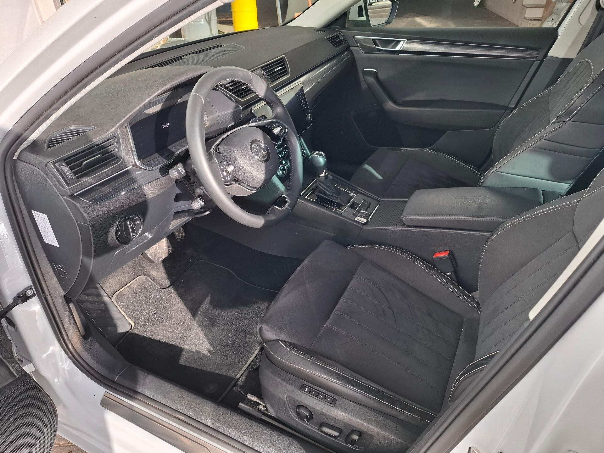 Škoda Superb