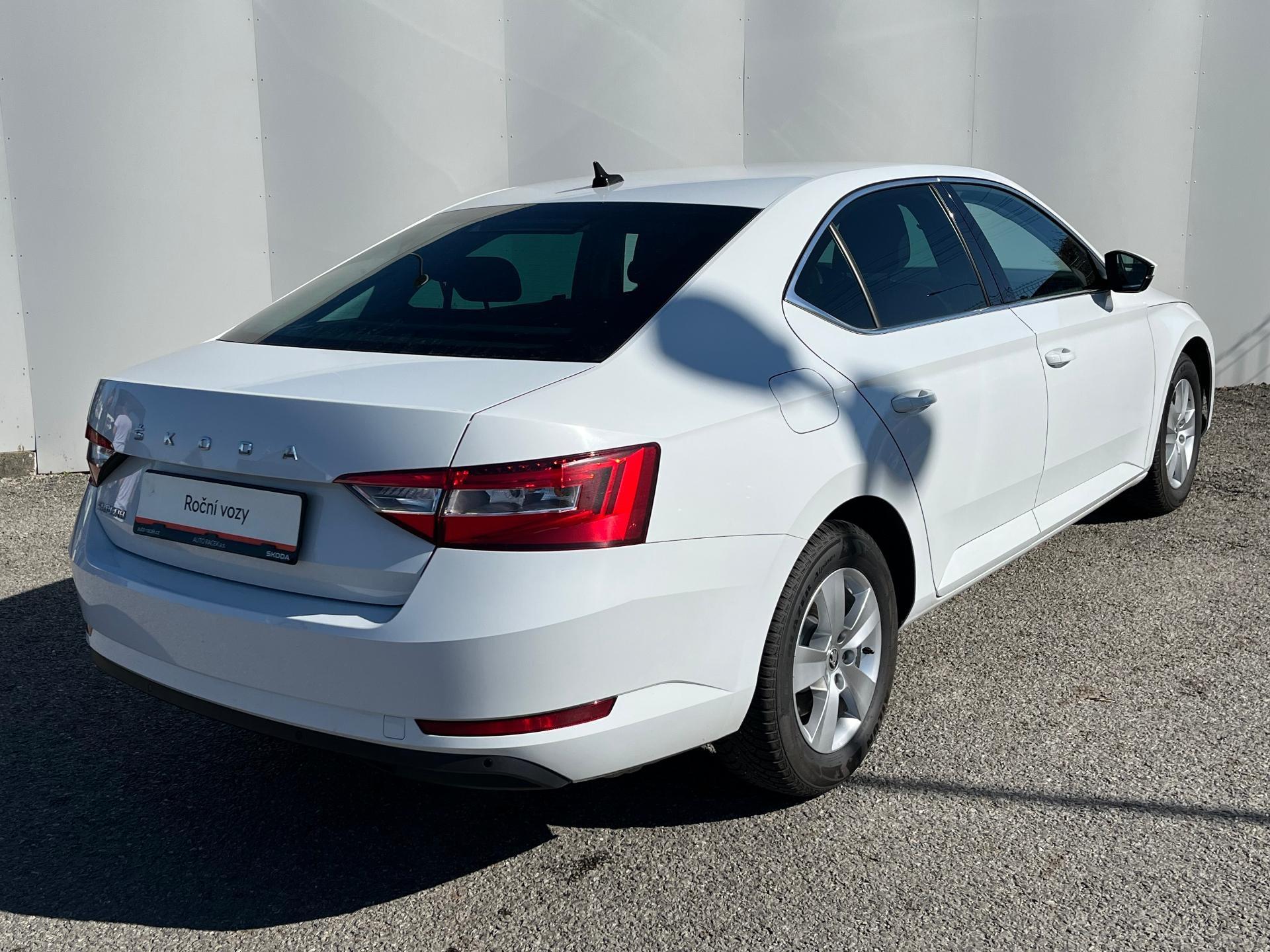 Škoda Superb