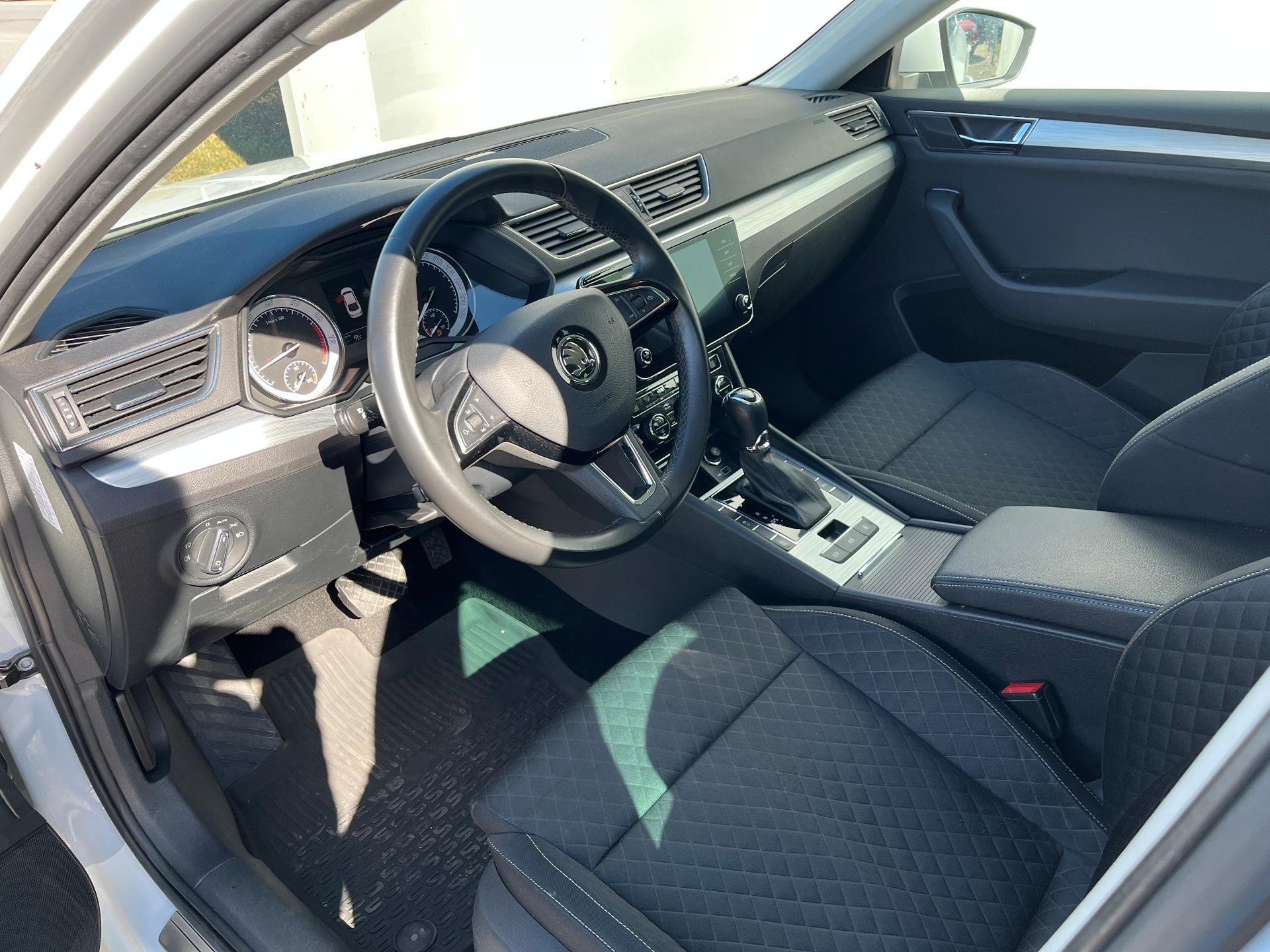 Škoda Superb
