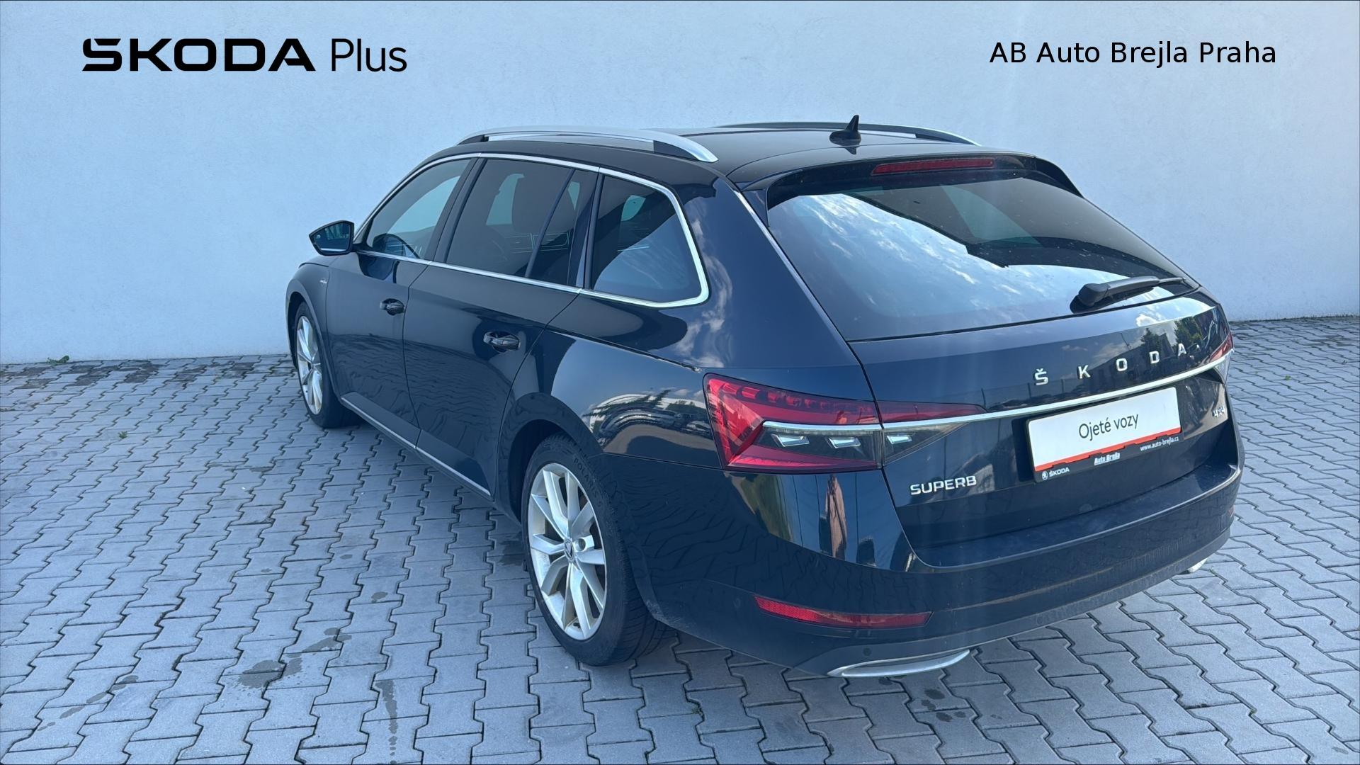 Škoda Superb