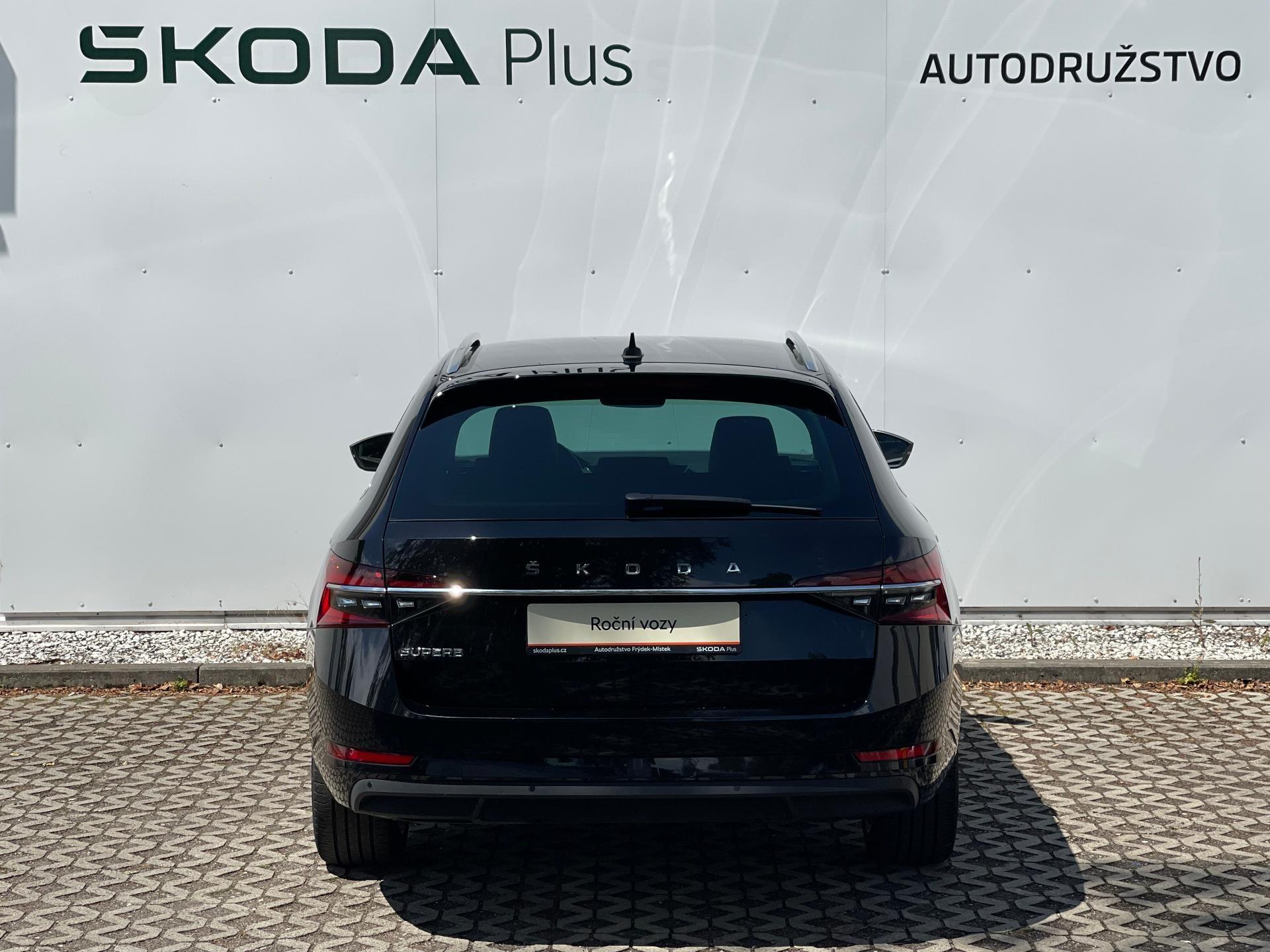 Škoda Superb