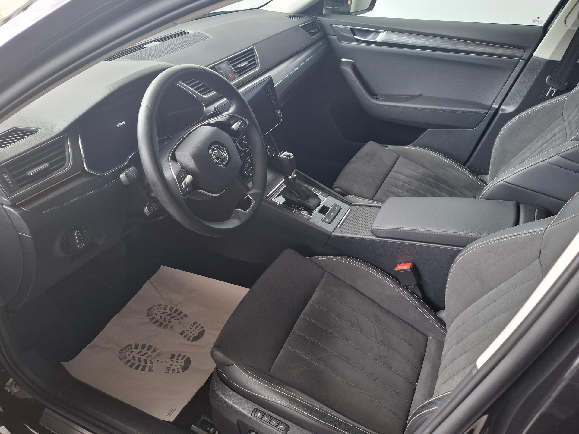 Škoda Superb