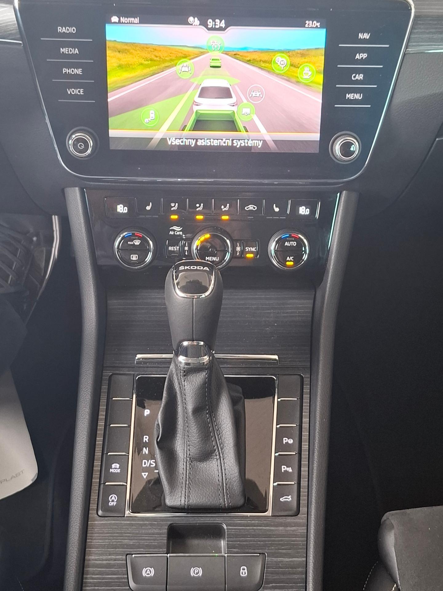 Škoda Superb