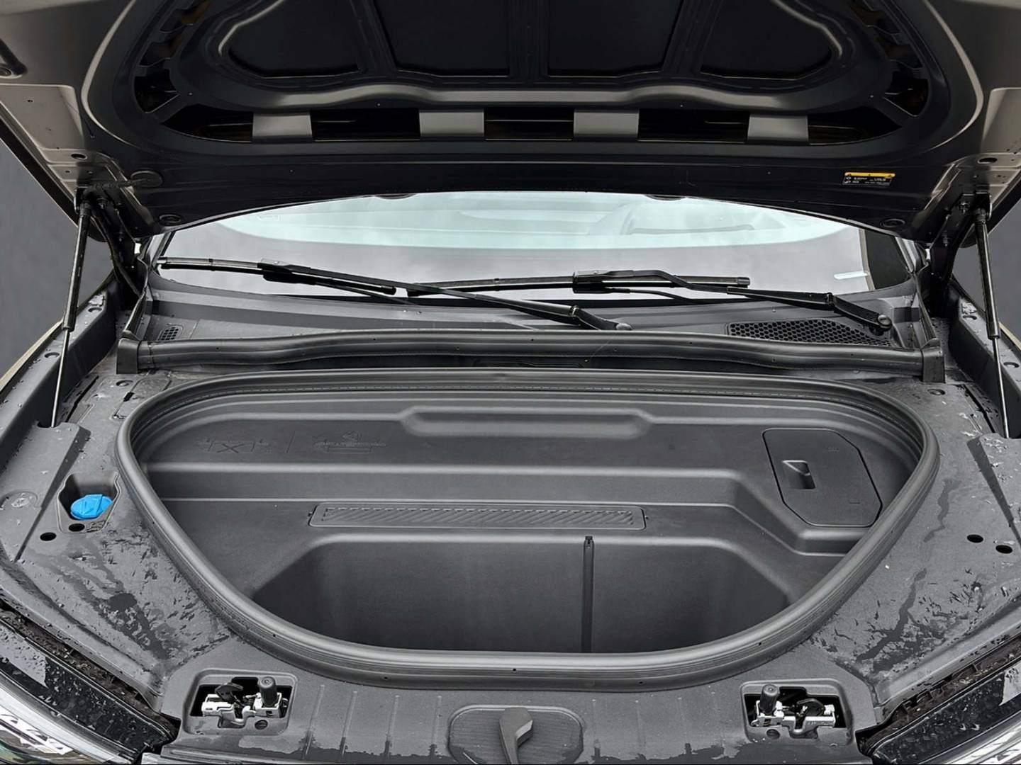 Audi SQ6