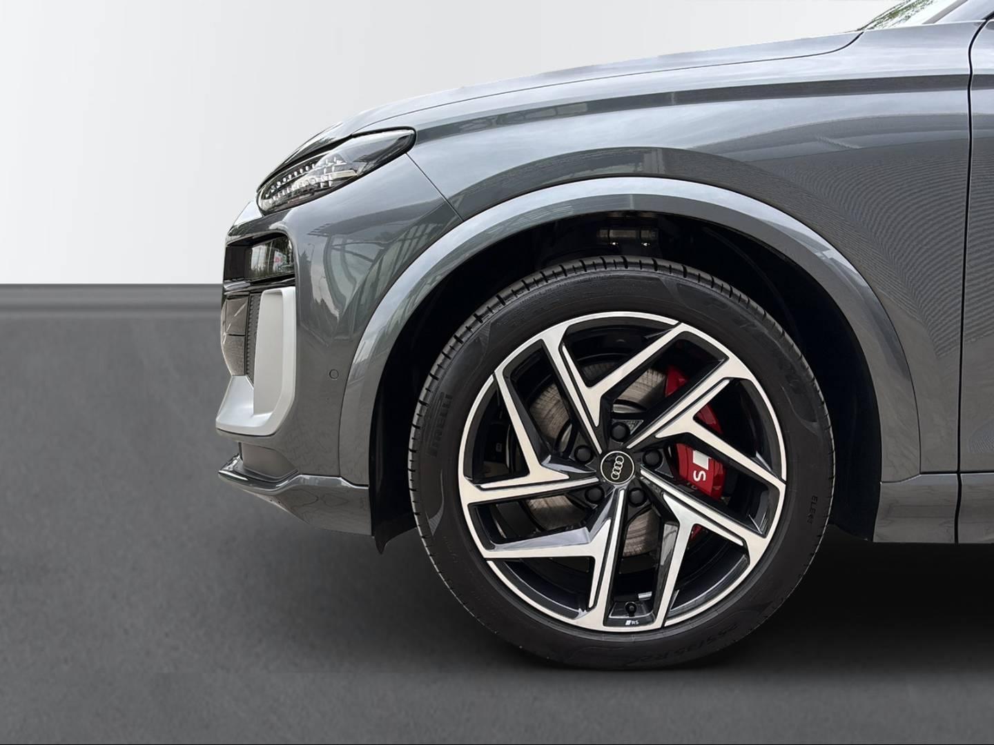 Audi SQ6