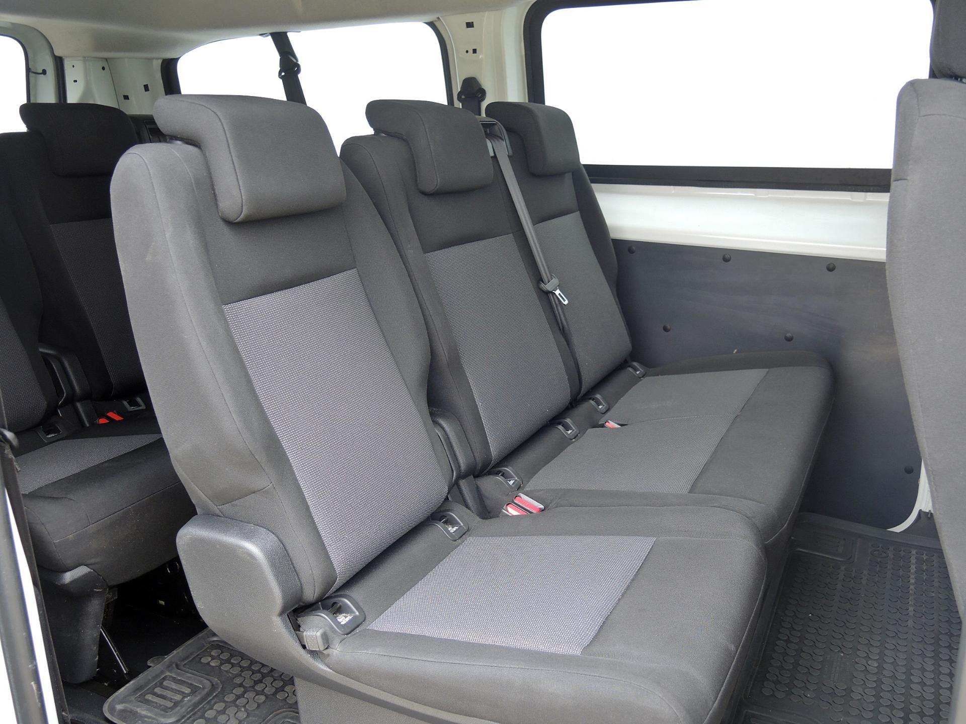 Peugeot Traveller