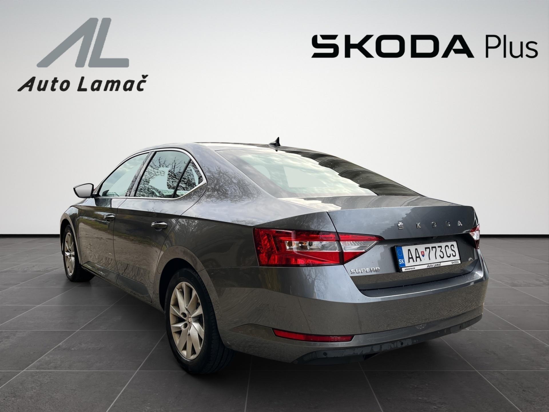 Škoda Superb