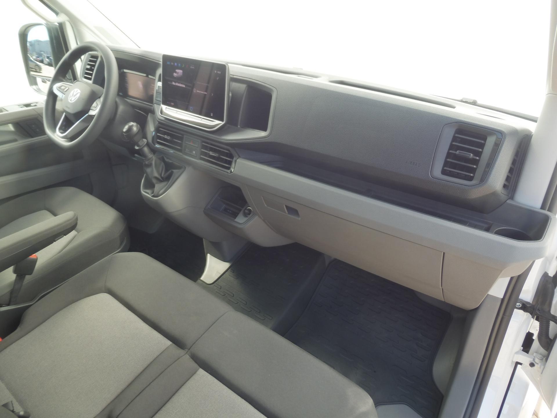 Volkswagen Crafter - skříňový vůz 