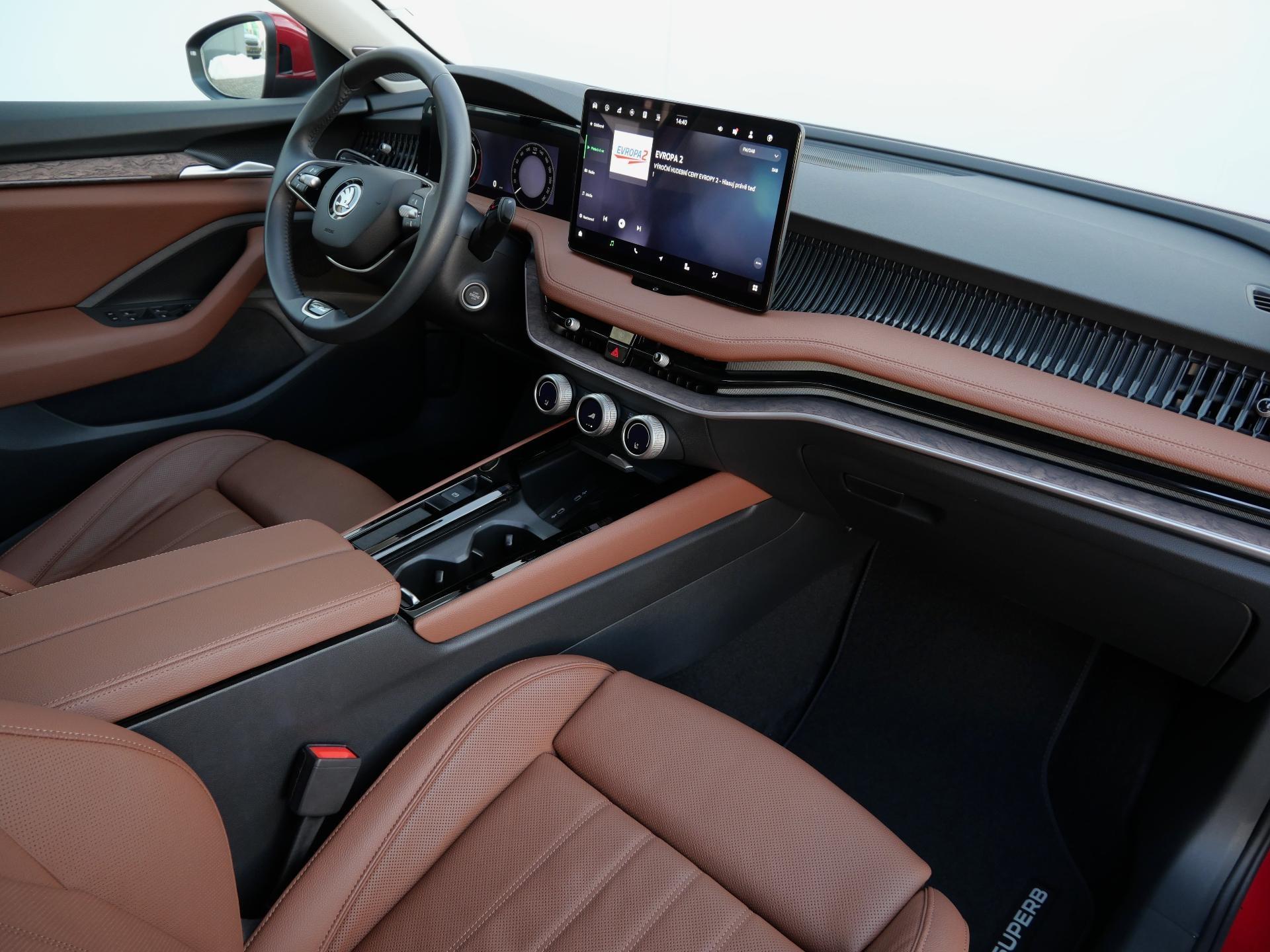 Škoda Superb