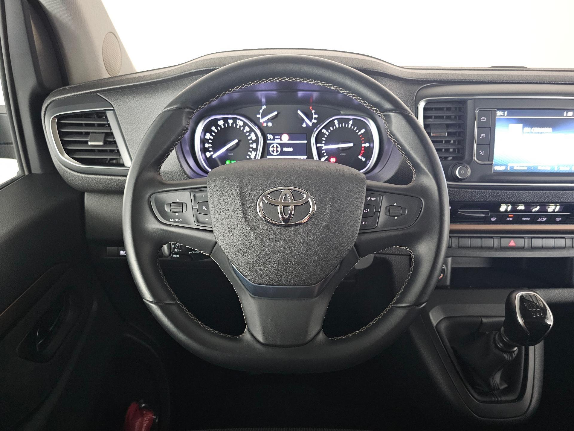 Toyota Proace Verso
