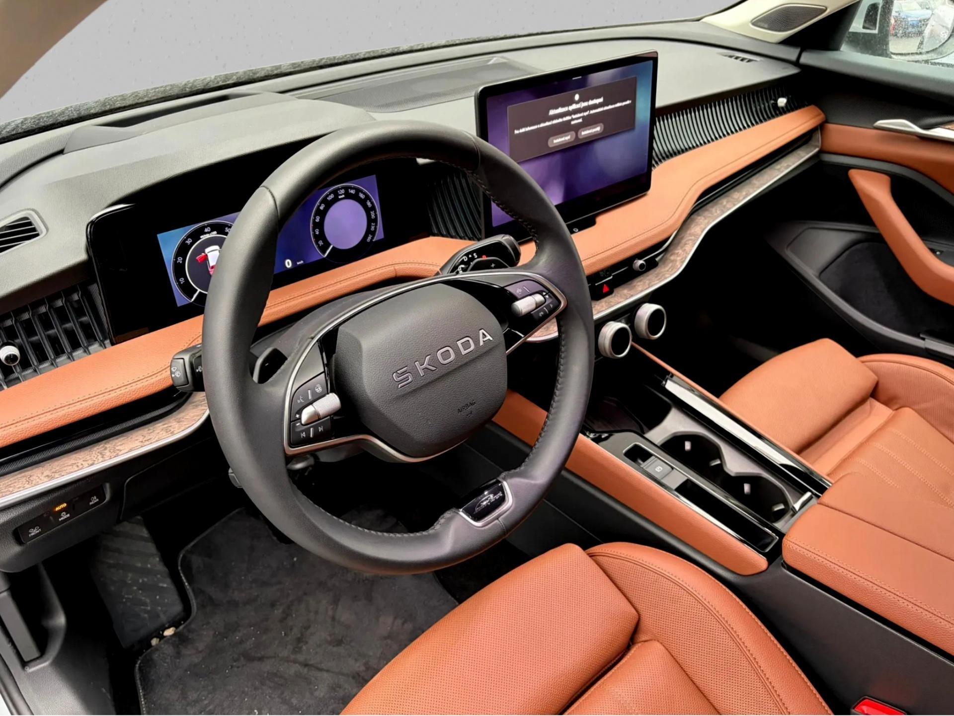 Škoda Superb