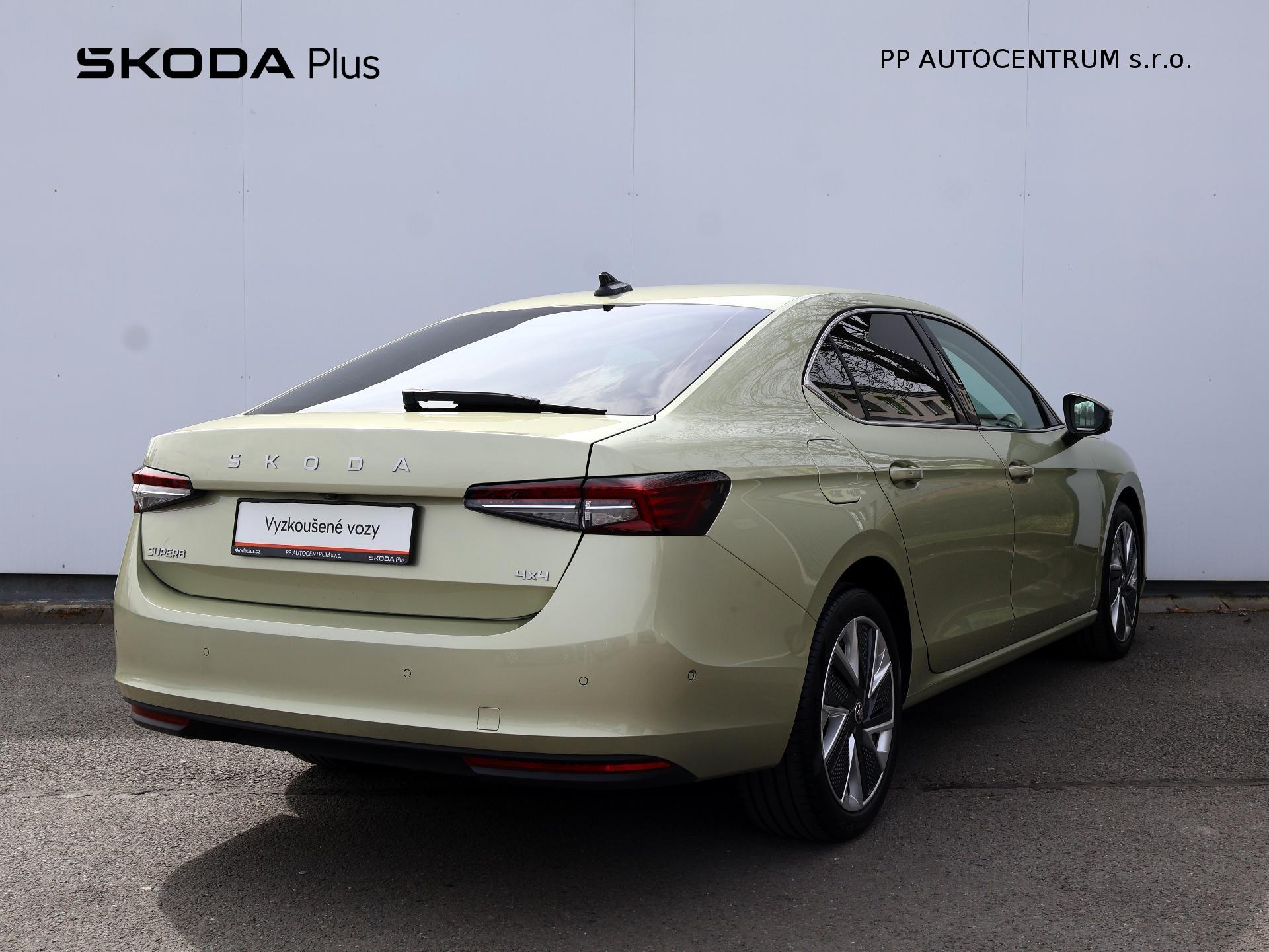 Škoda Superb