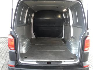 Volkswagen Transporter - skříňový vůz 