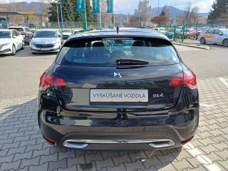 DS 4