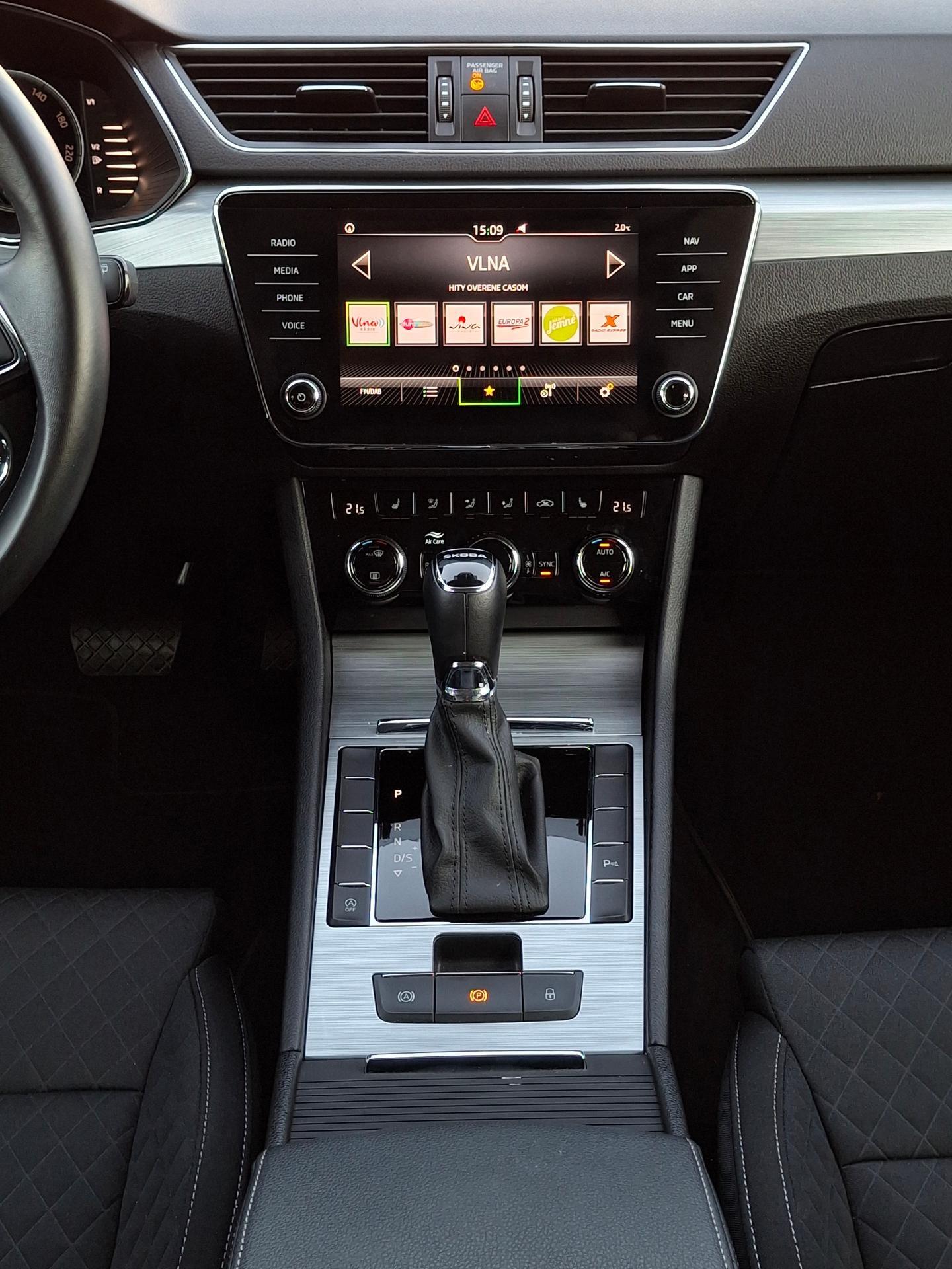 Škoda Superb