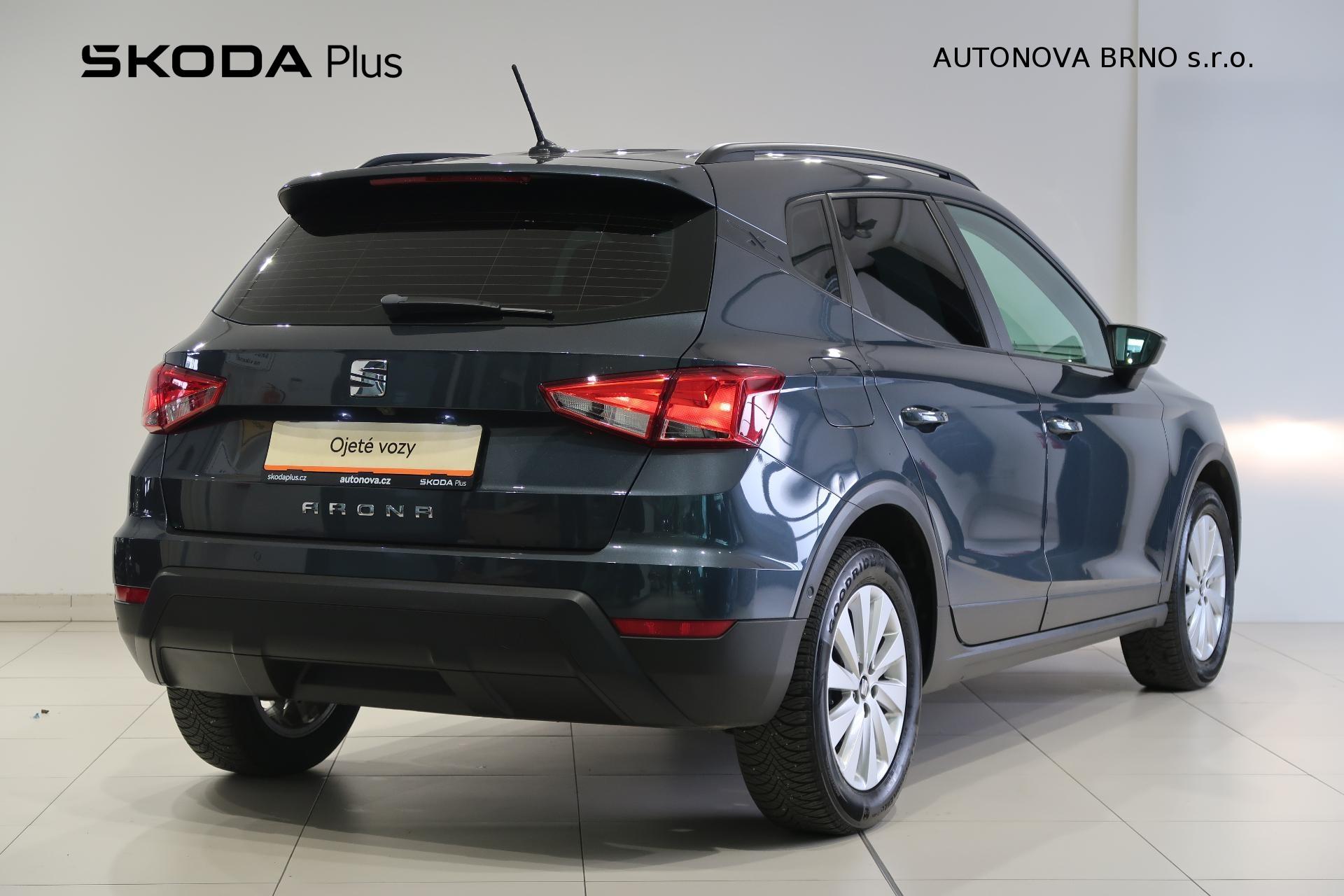 Seat Arona
