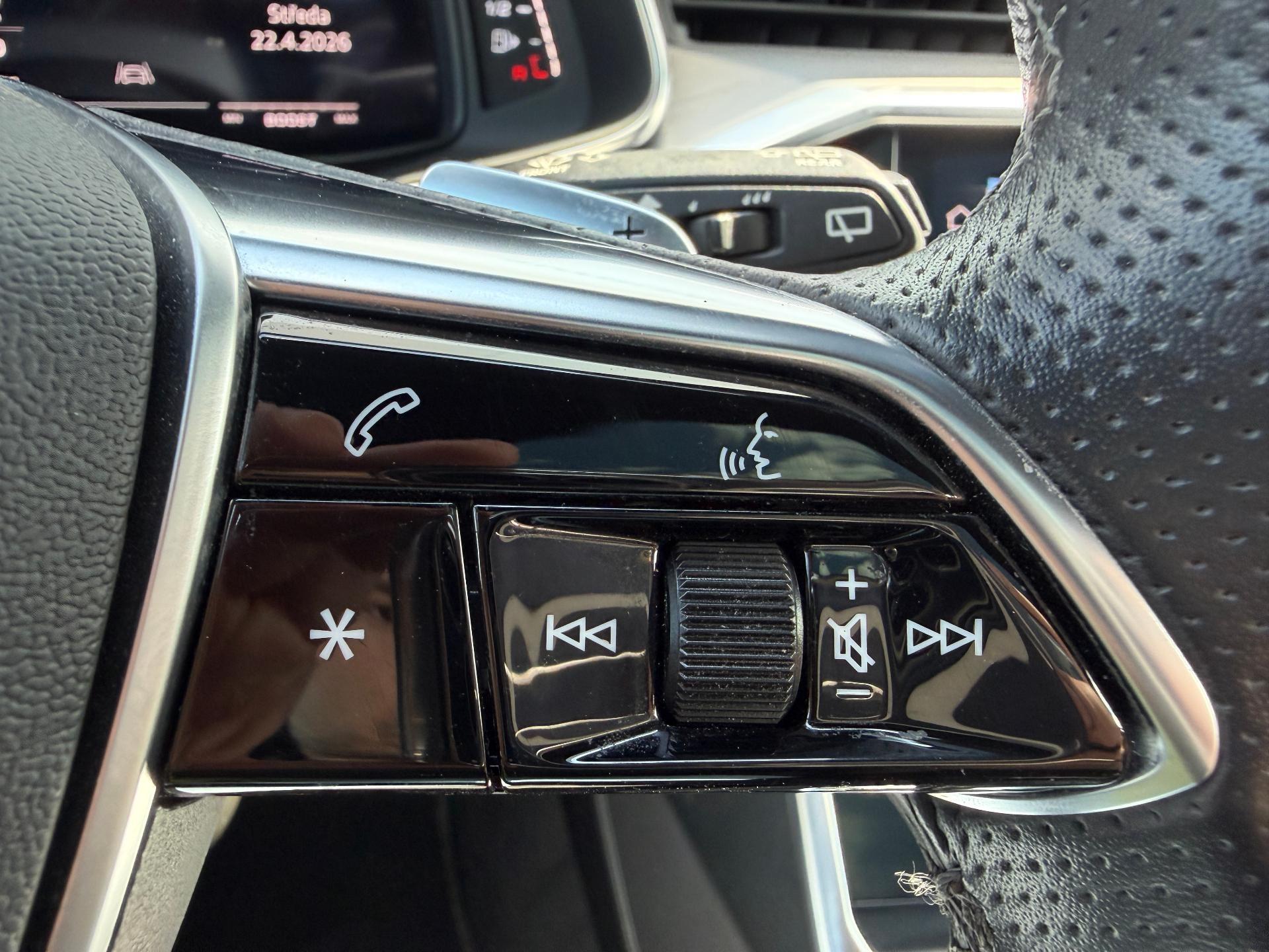 Audi S6 Avant