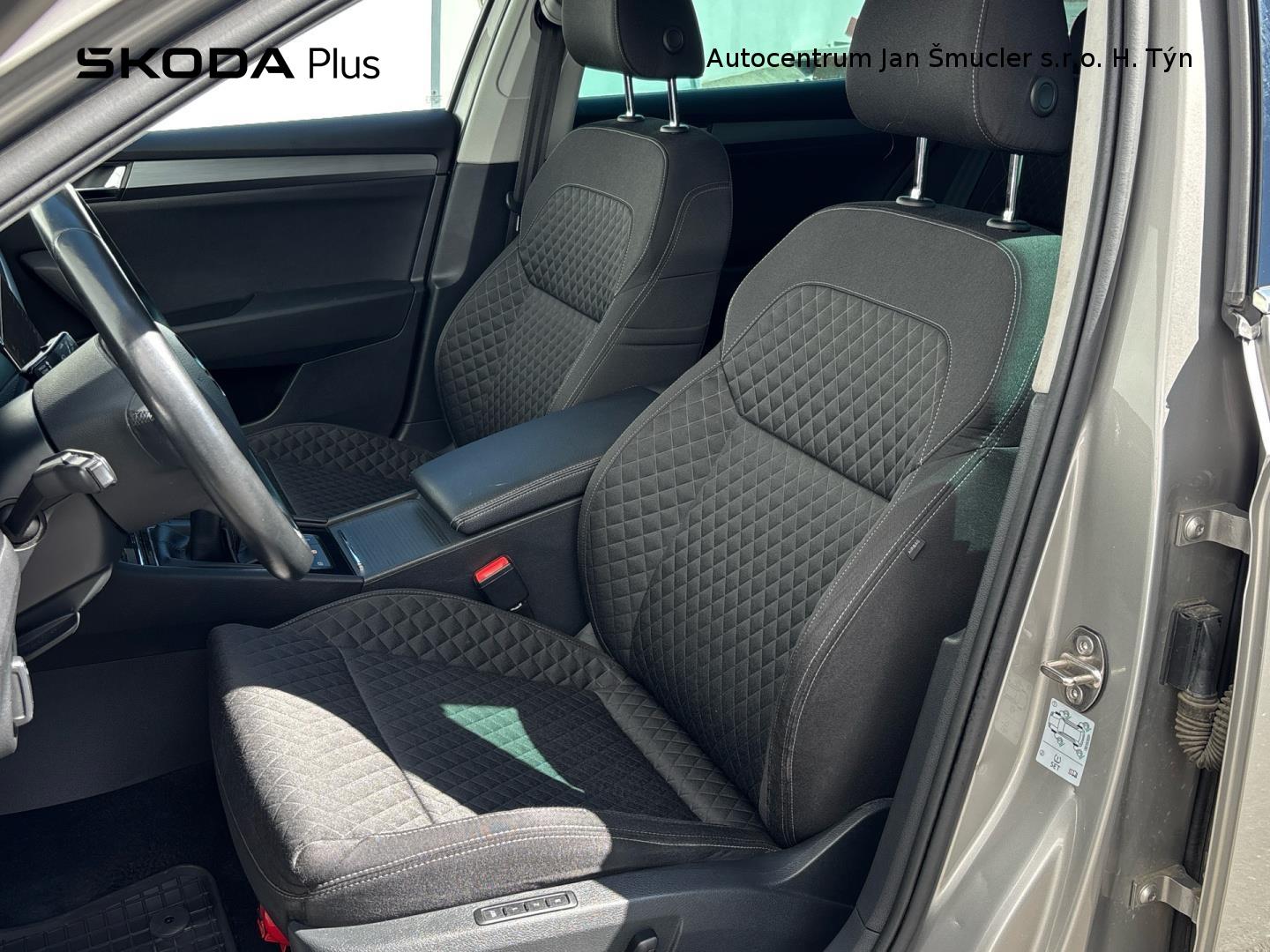 Škoda Superb