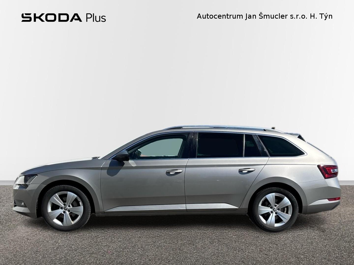 Škoda Superb