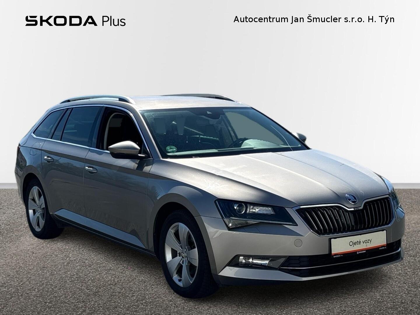 Škoda Superb