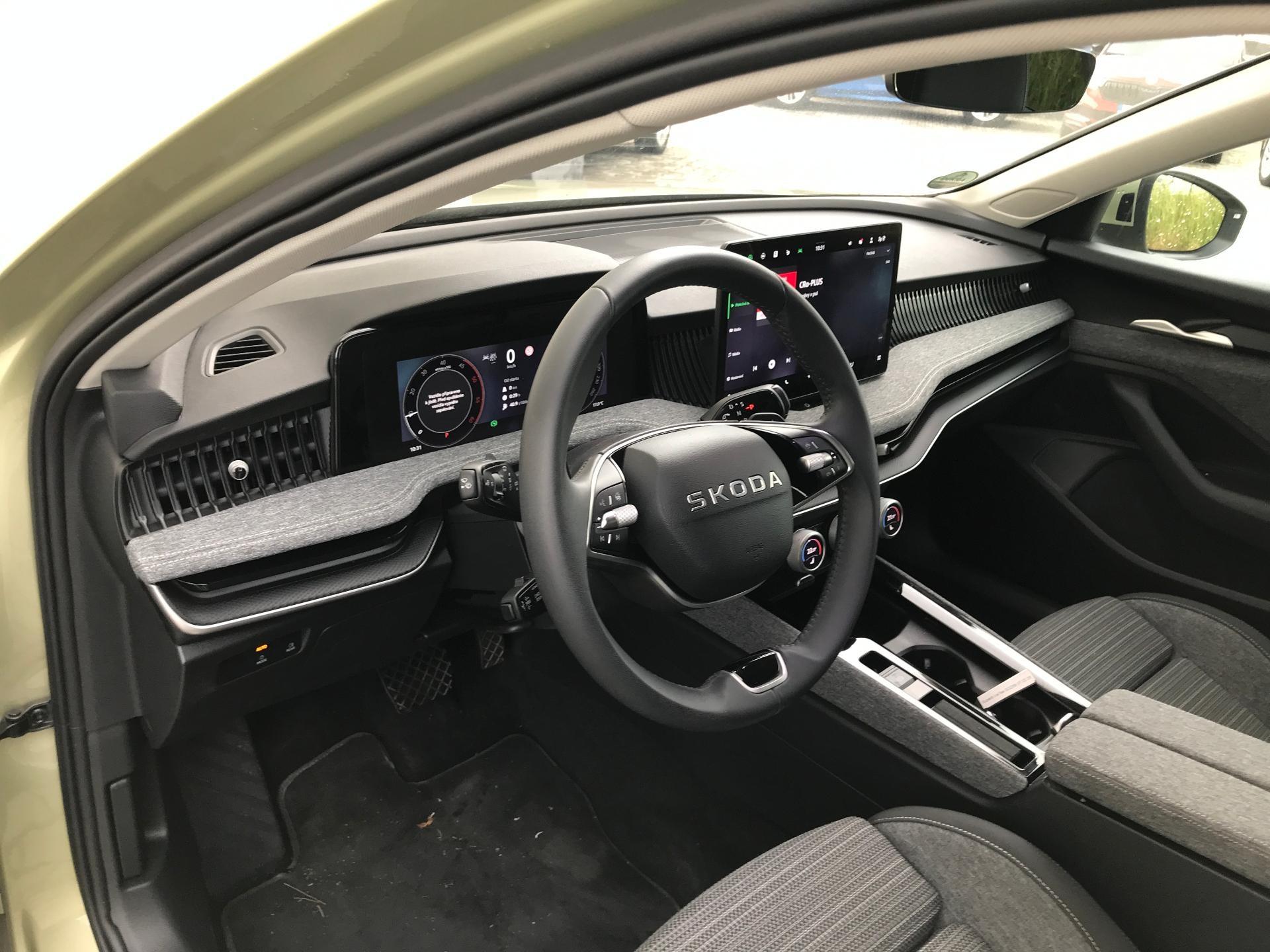 Škoda Superb