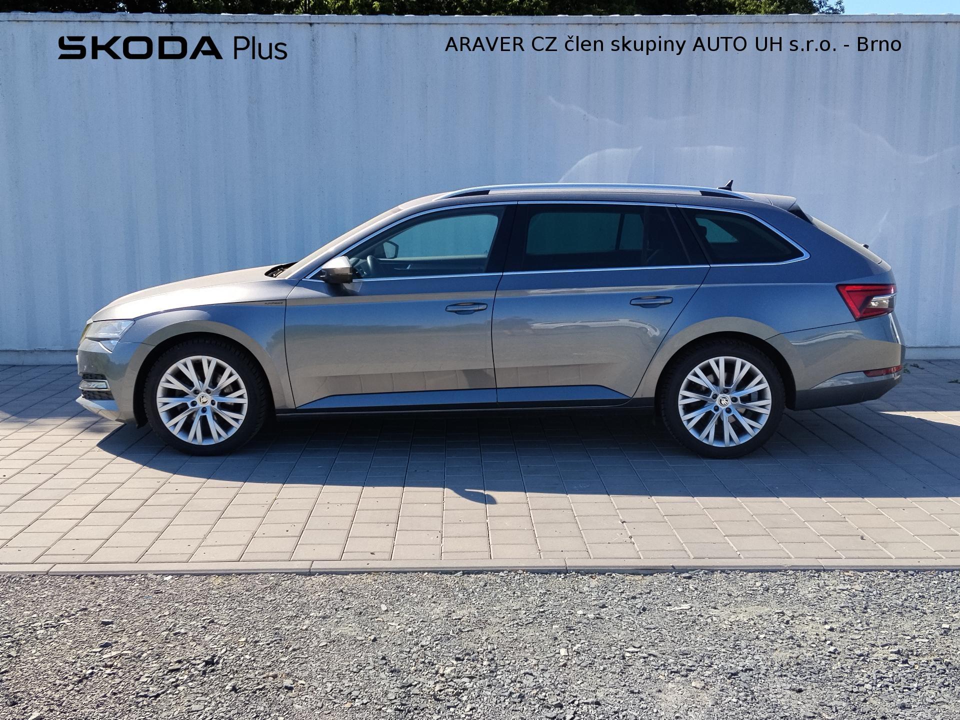 Škoda Superb