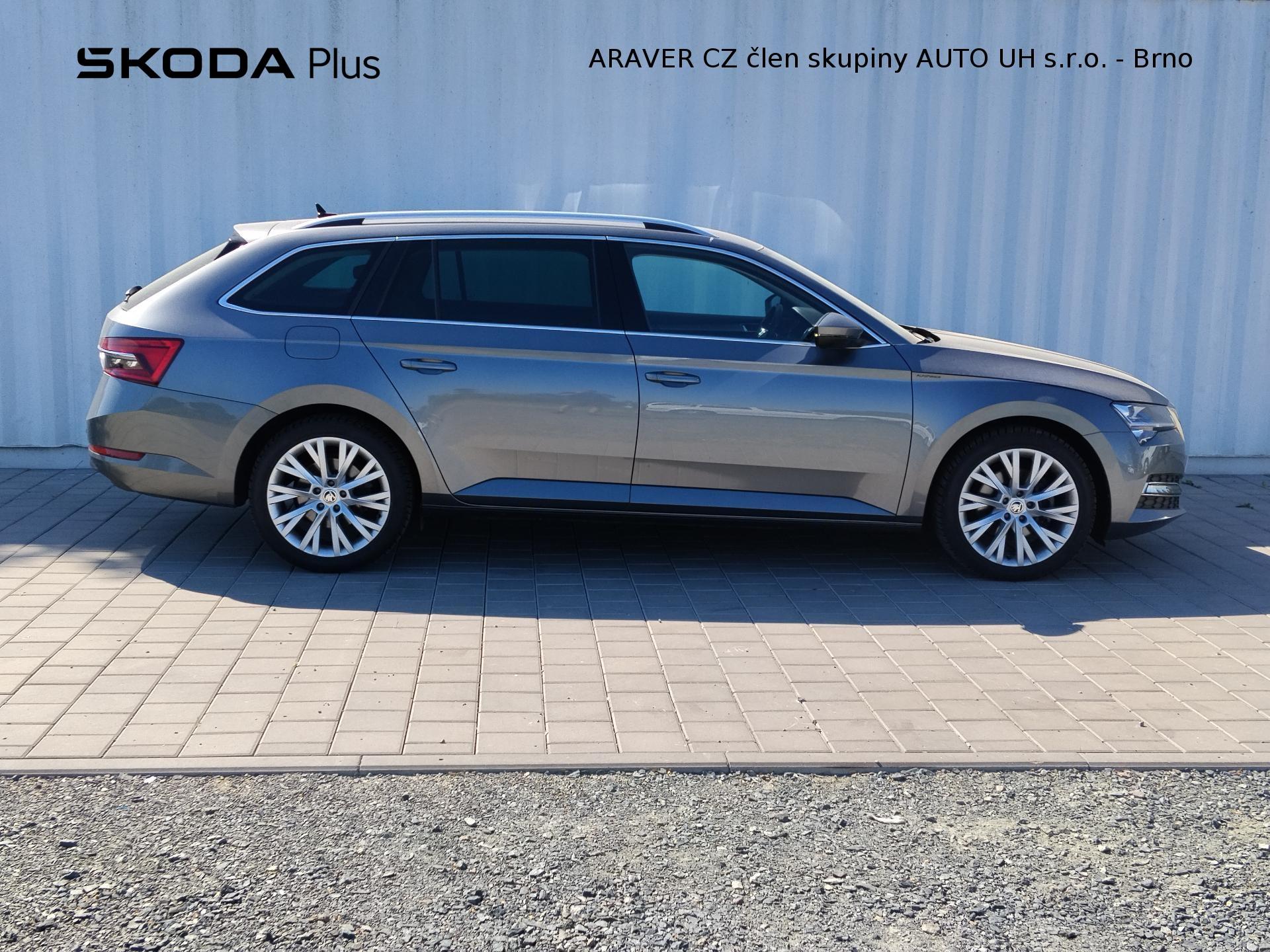 Škoda Superb