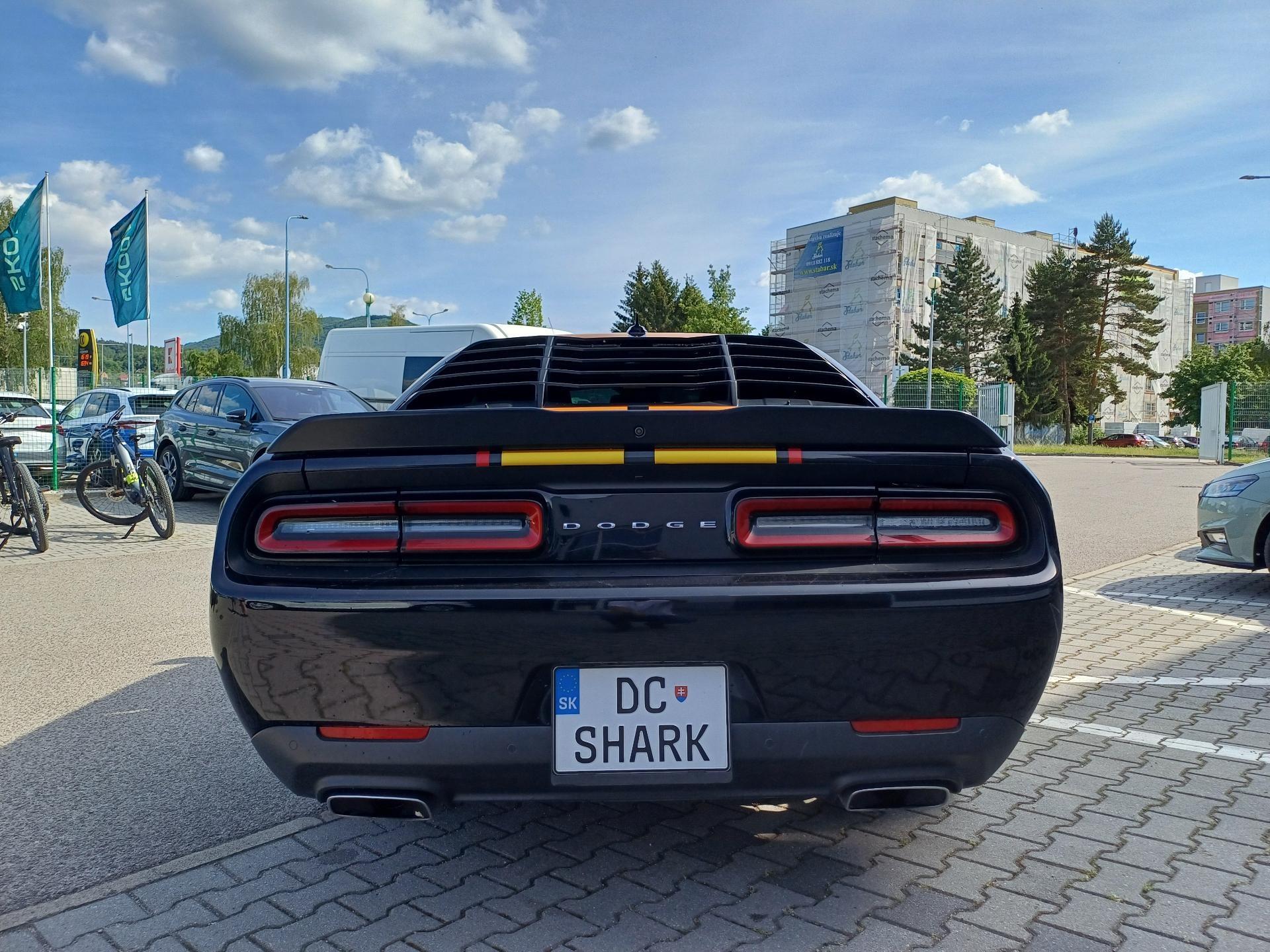 Dodge Challenger