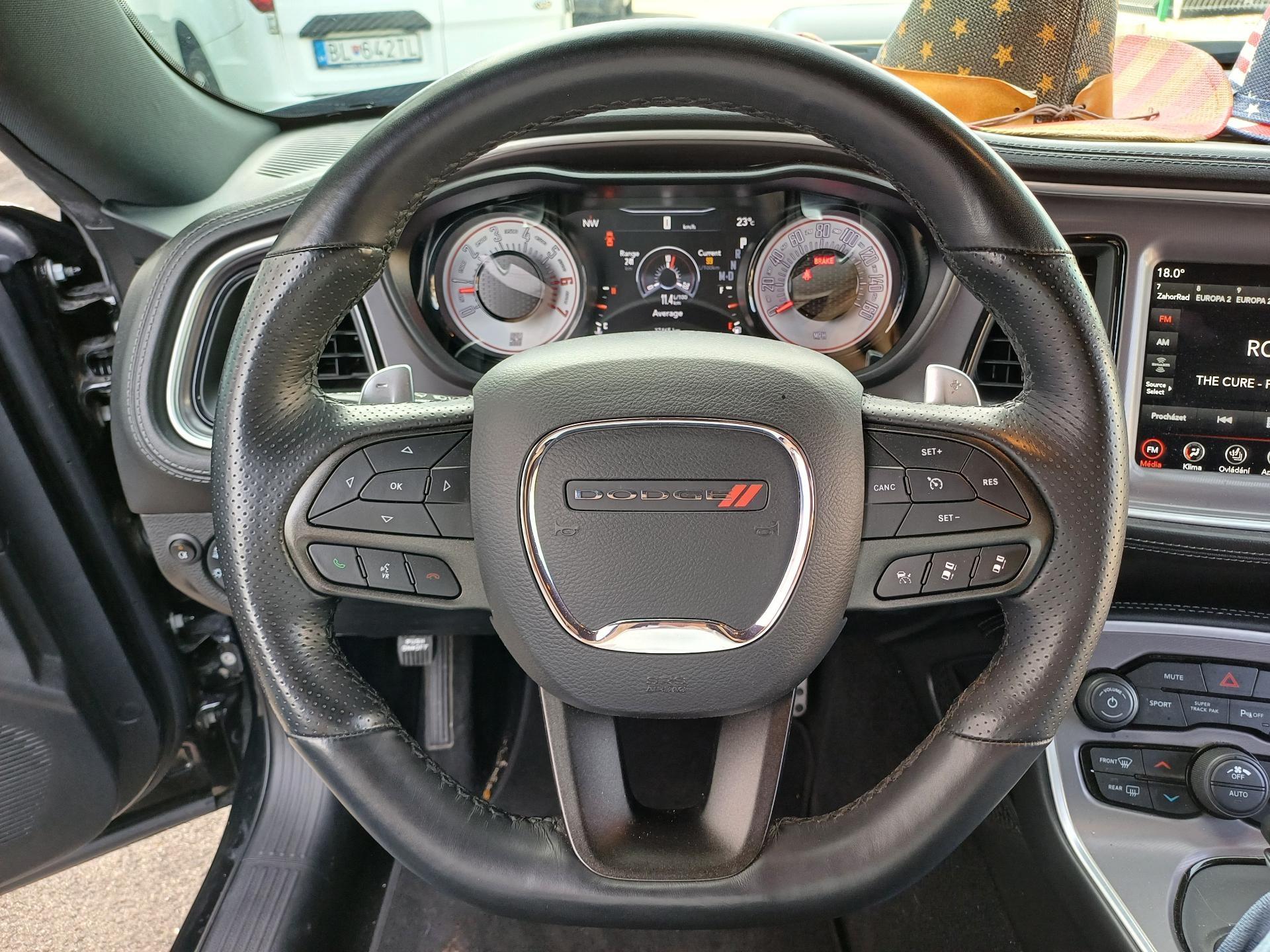 Dodge Challenger