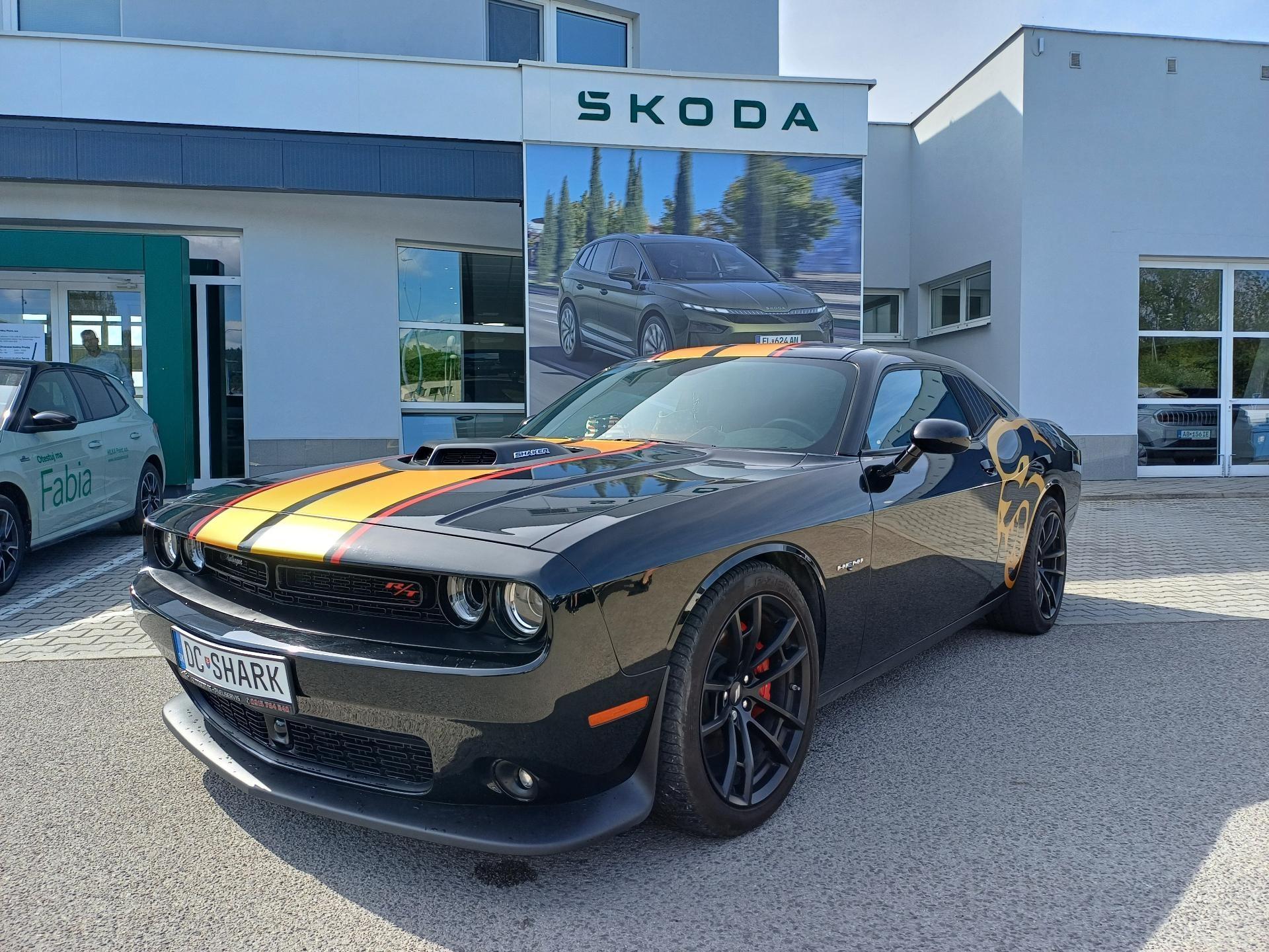 Dodge Challenger