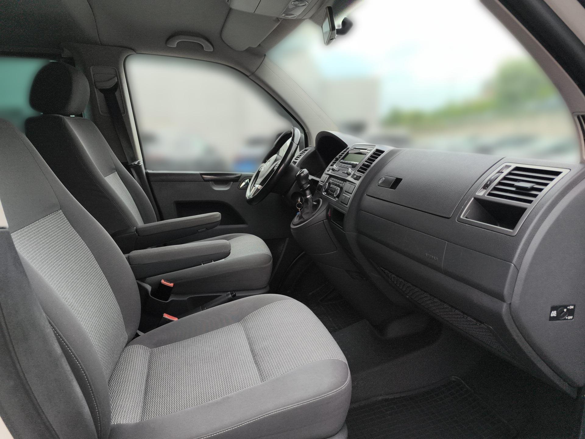 Volkswagen Caravelle