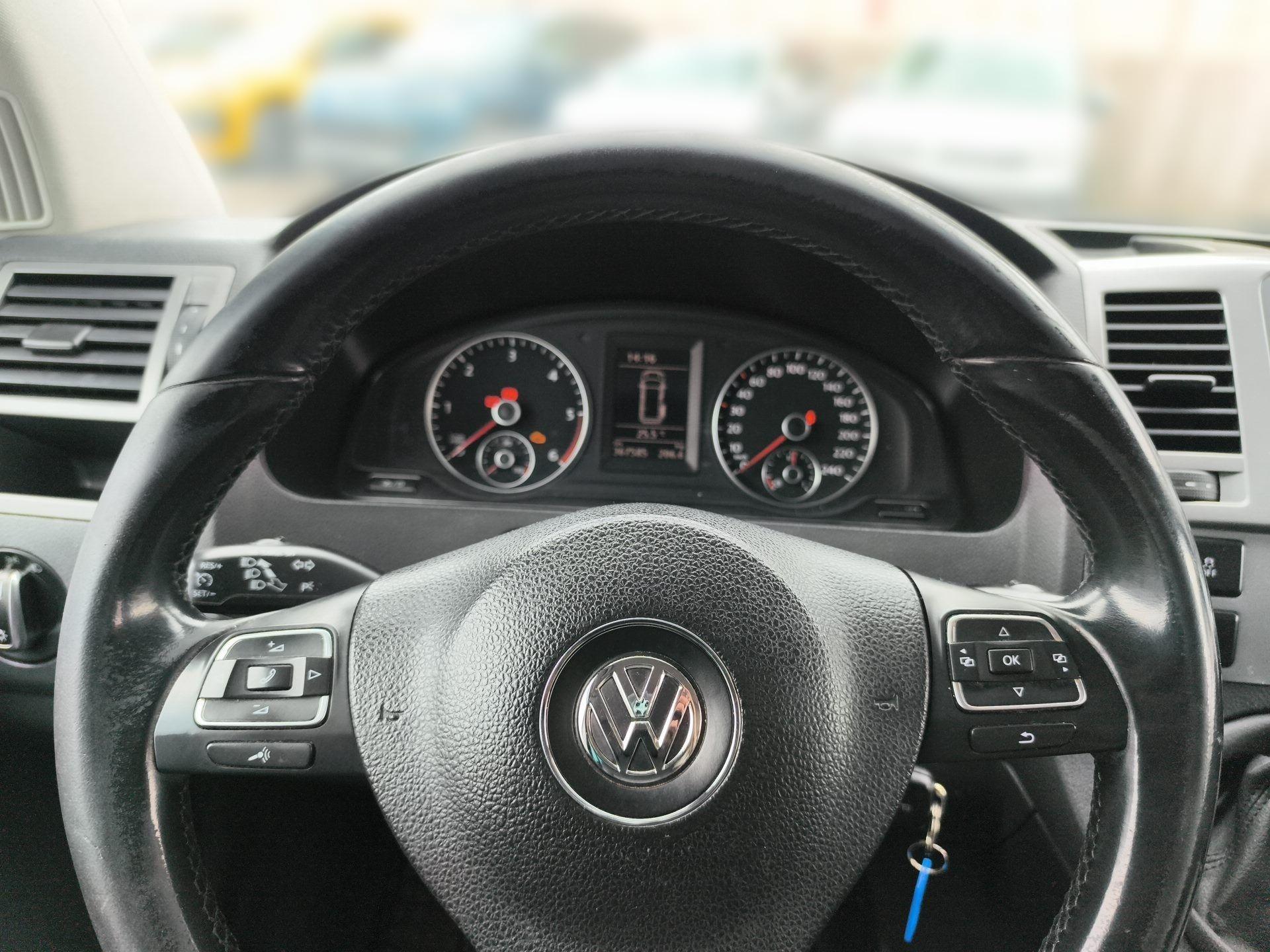 Volkswagen Caravelle