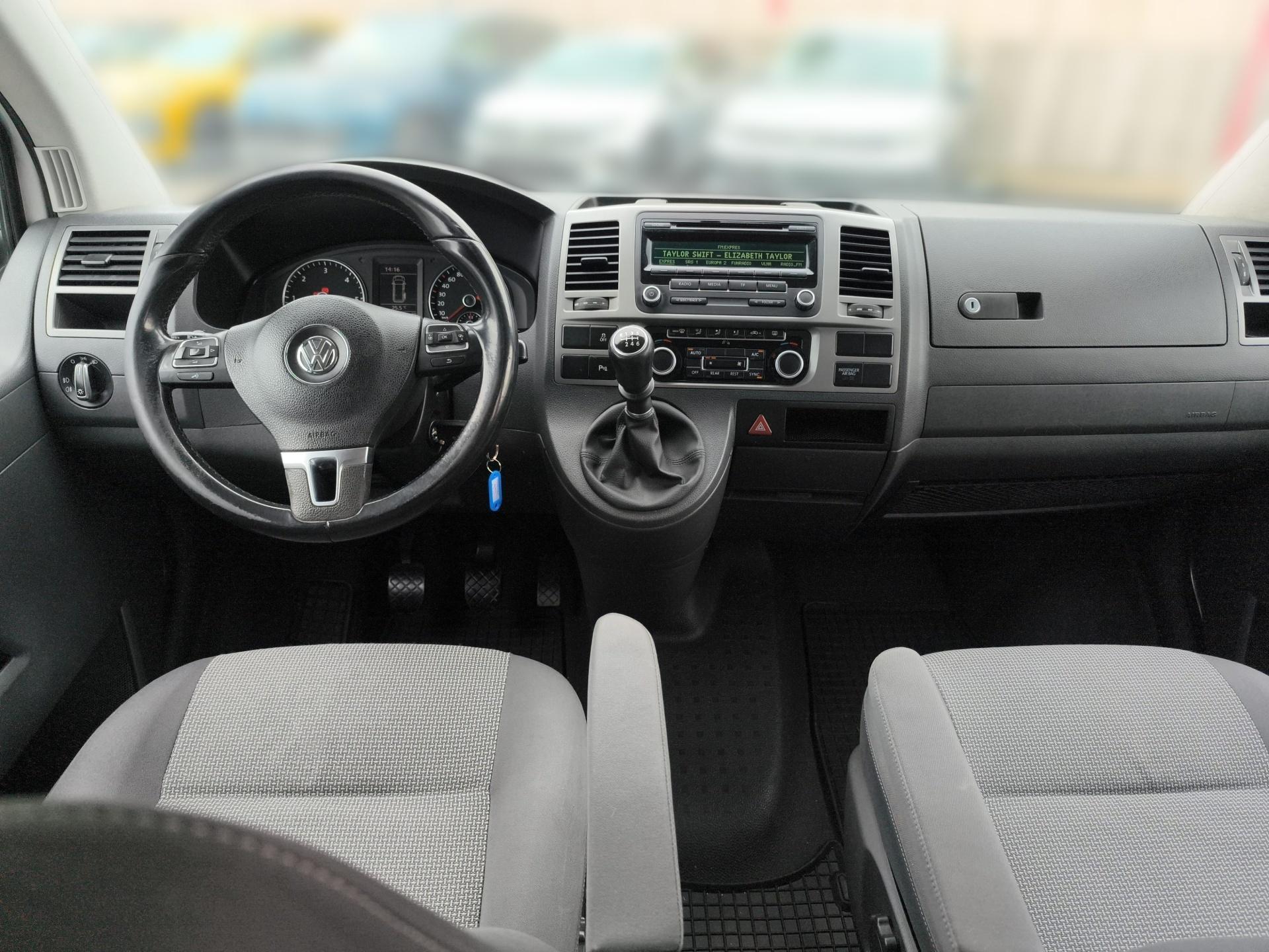 Volkswagen Caravelle