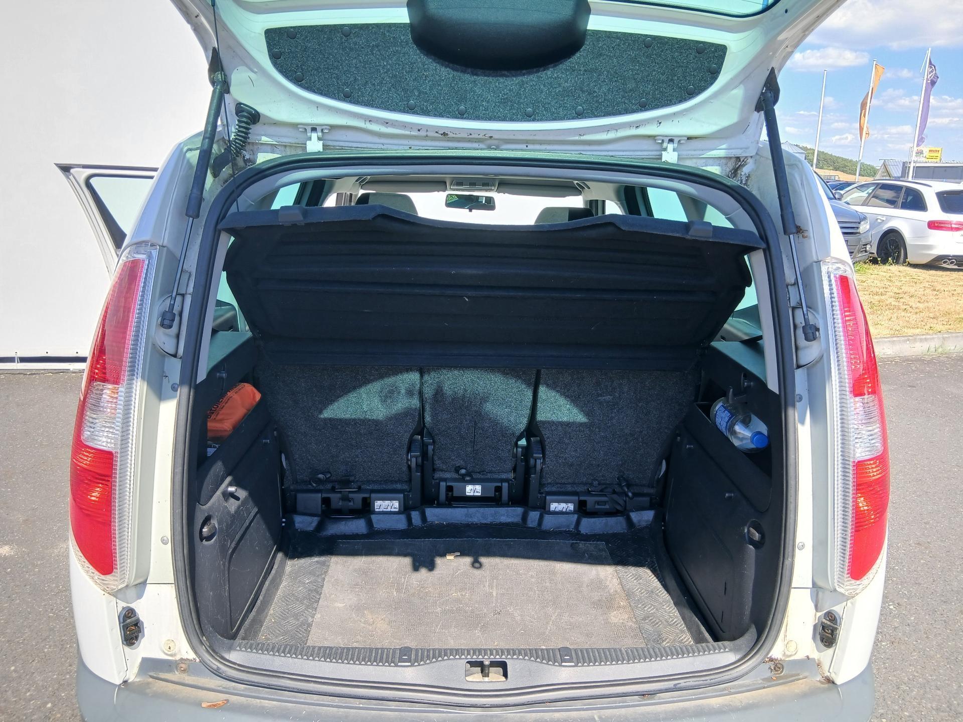 Škoda Roomster