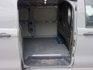Volkswagen Transporter - skříňový vůz 