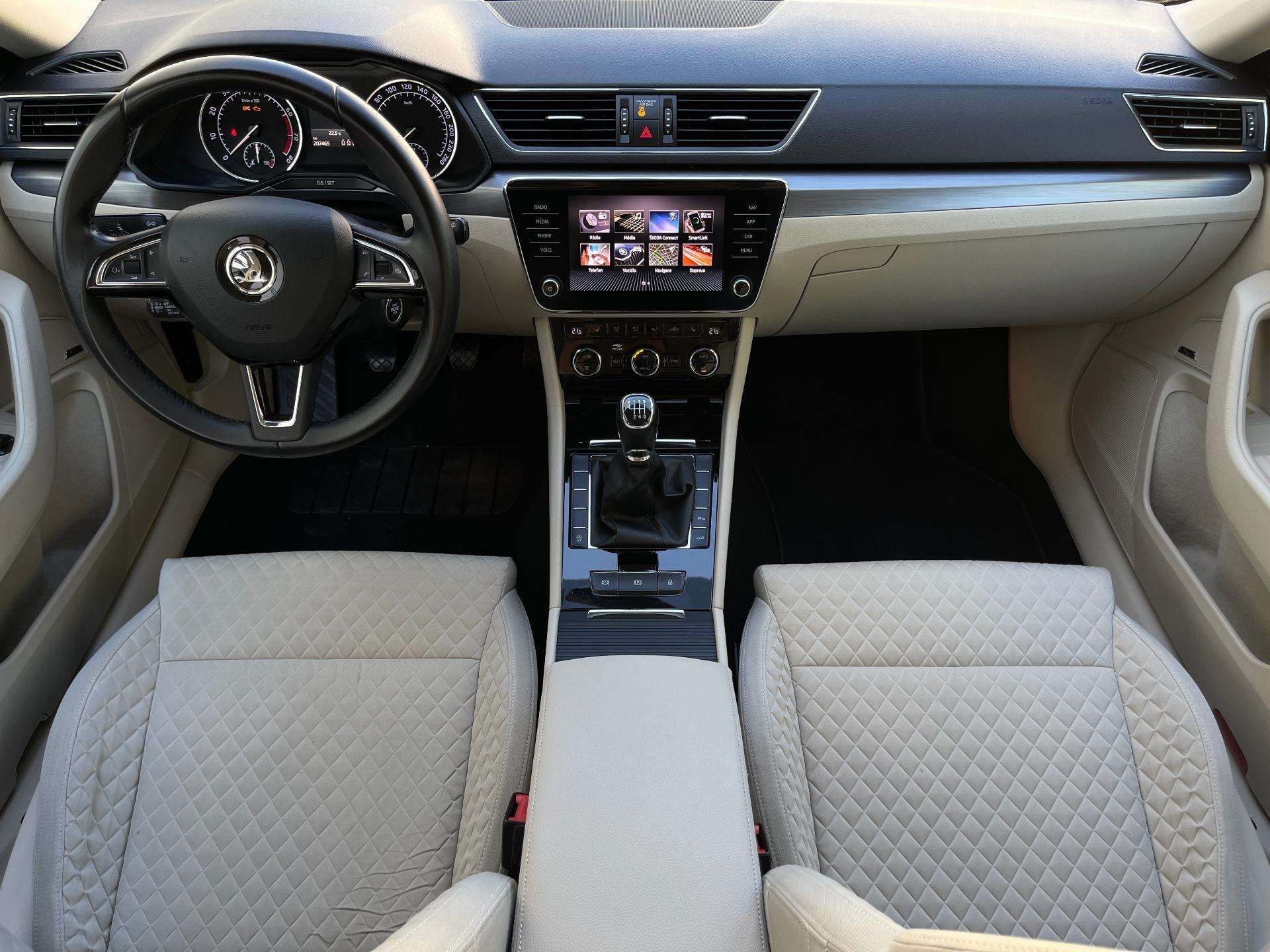 Škoda Superb