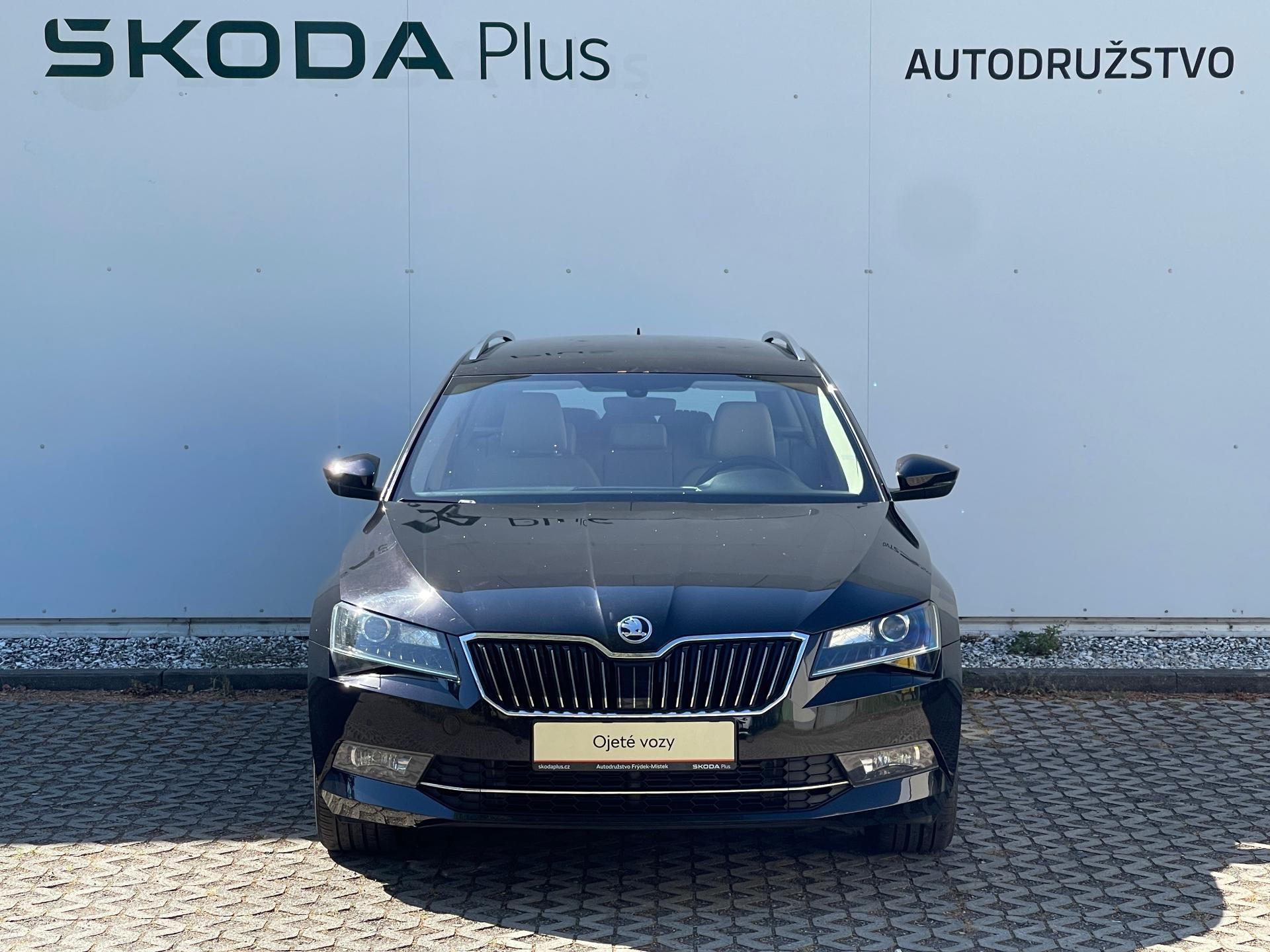 Škoda Superb