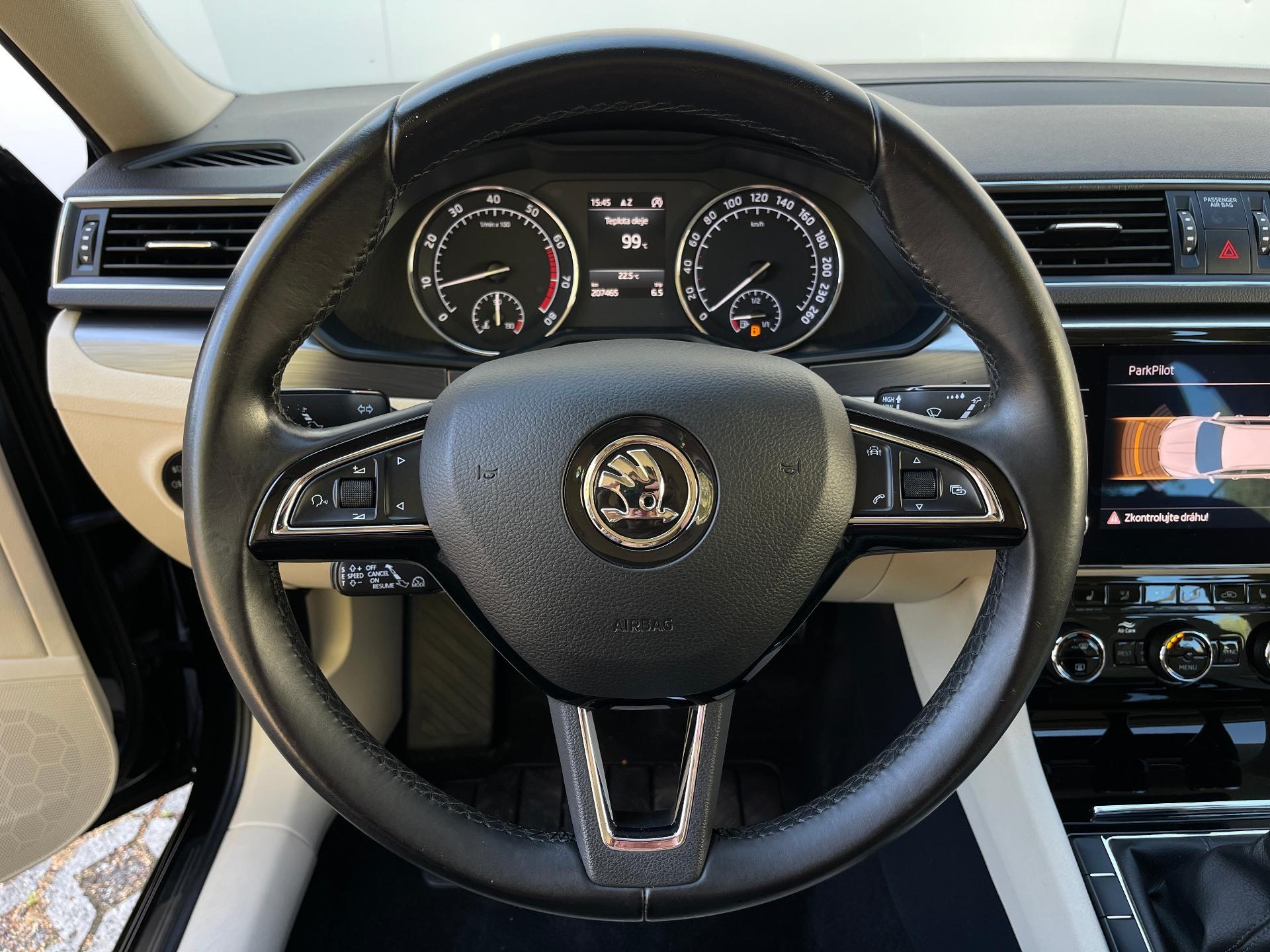 Škoda Superb