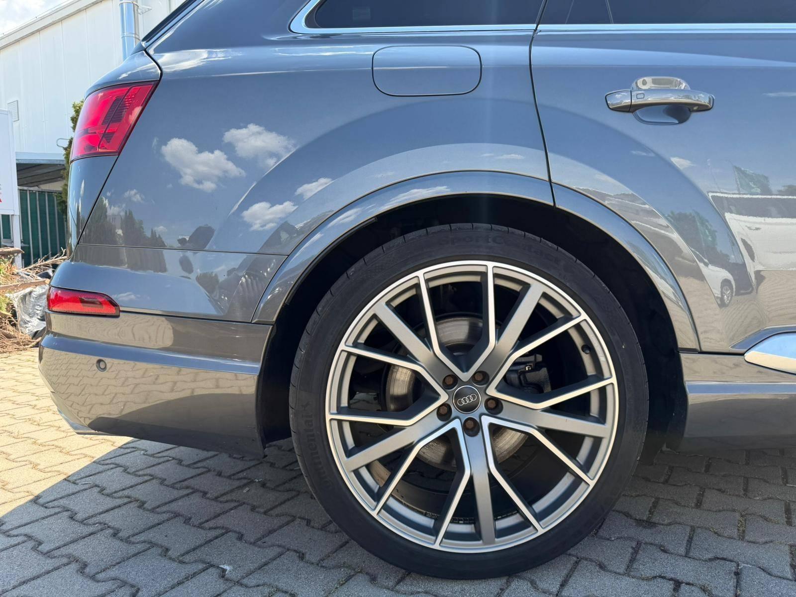 Audi SQ7