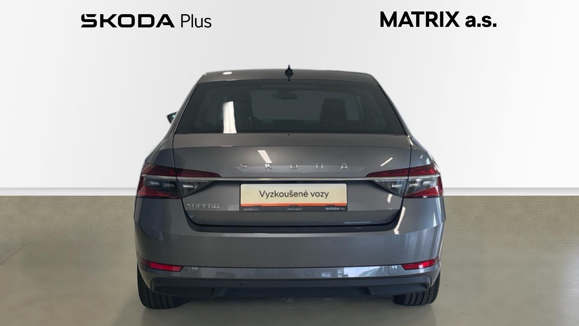 Škoda Superb