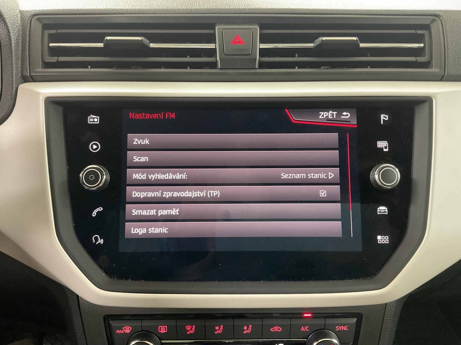 Seat Arona