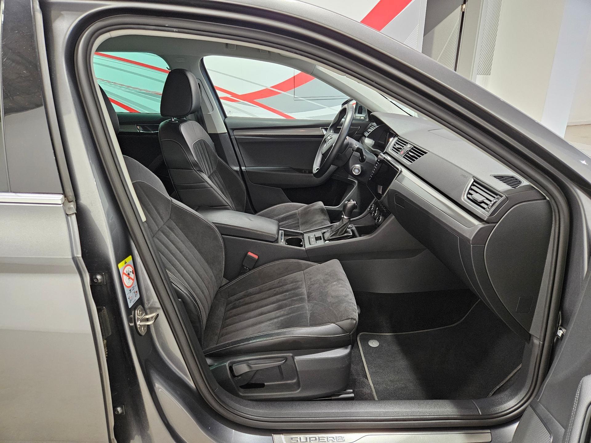 Škoda Superb