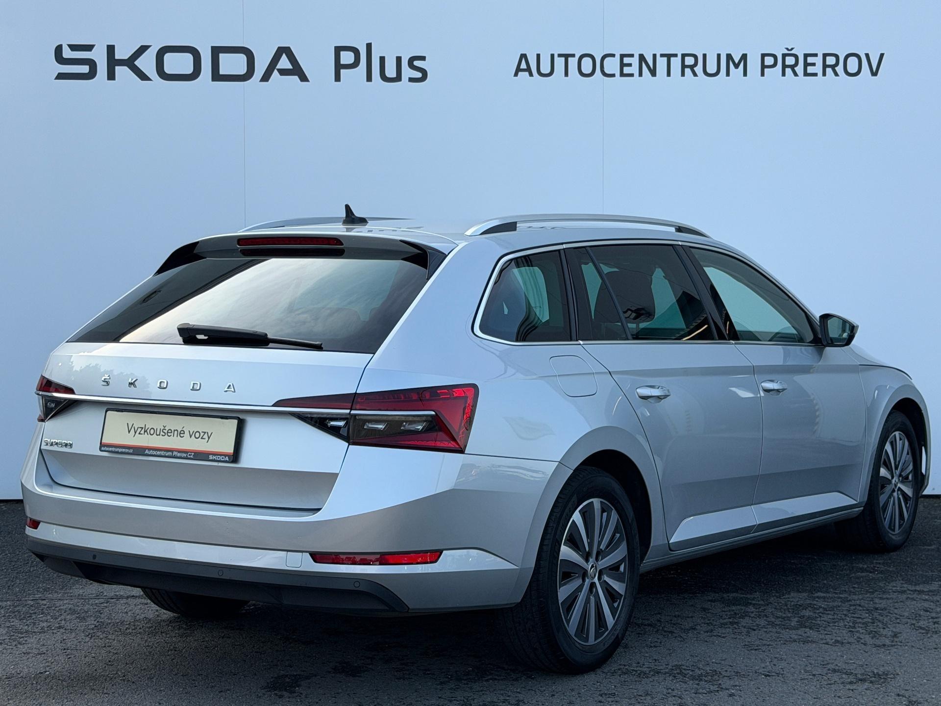Škoda Superb