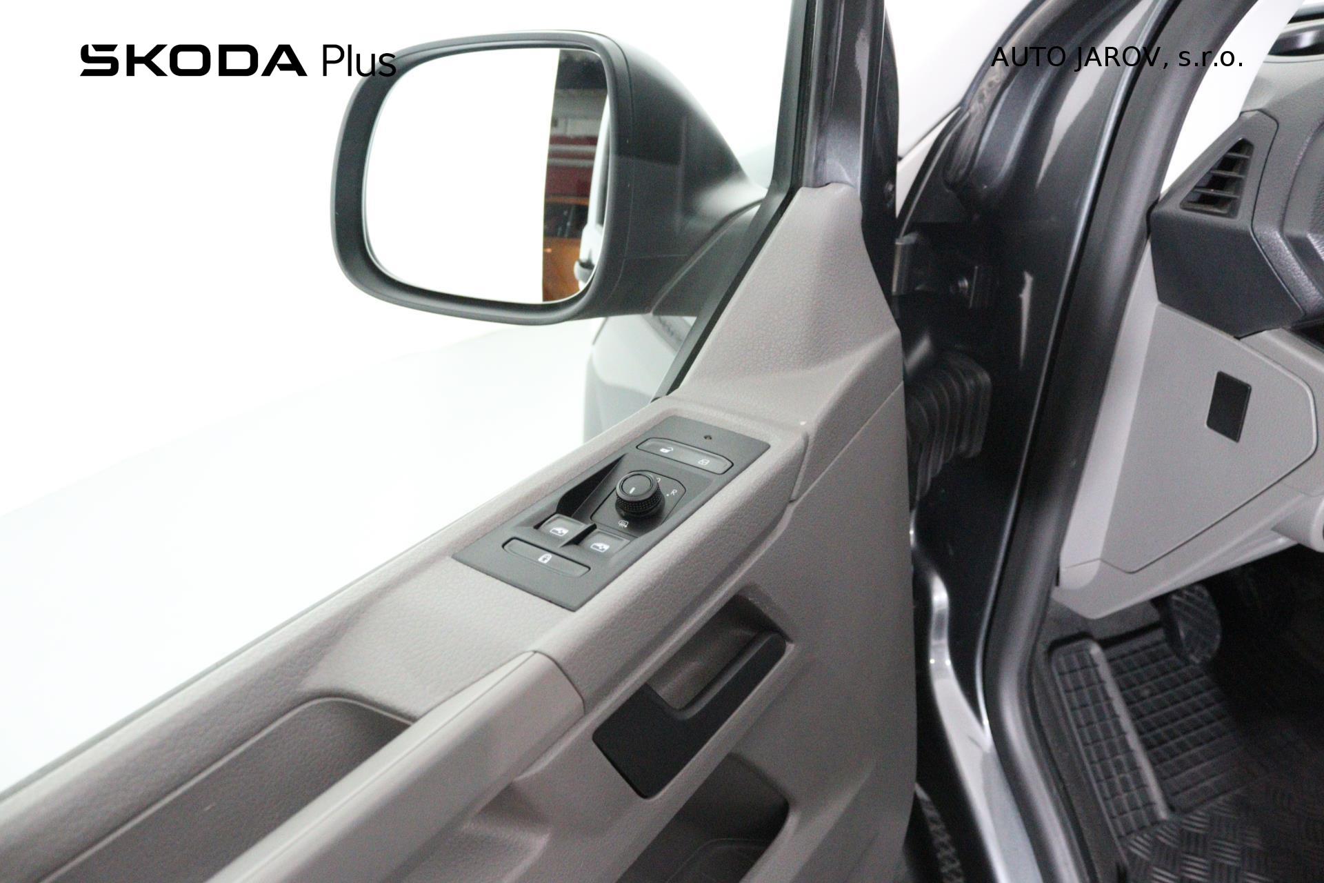 Volkswagen Transporter - skříňový vůz 