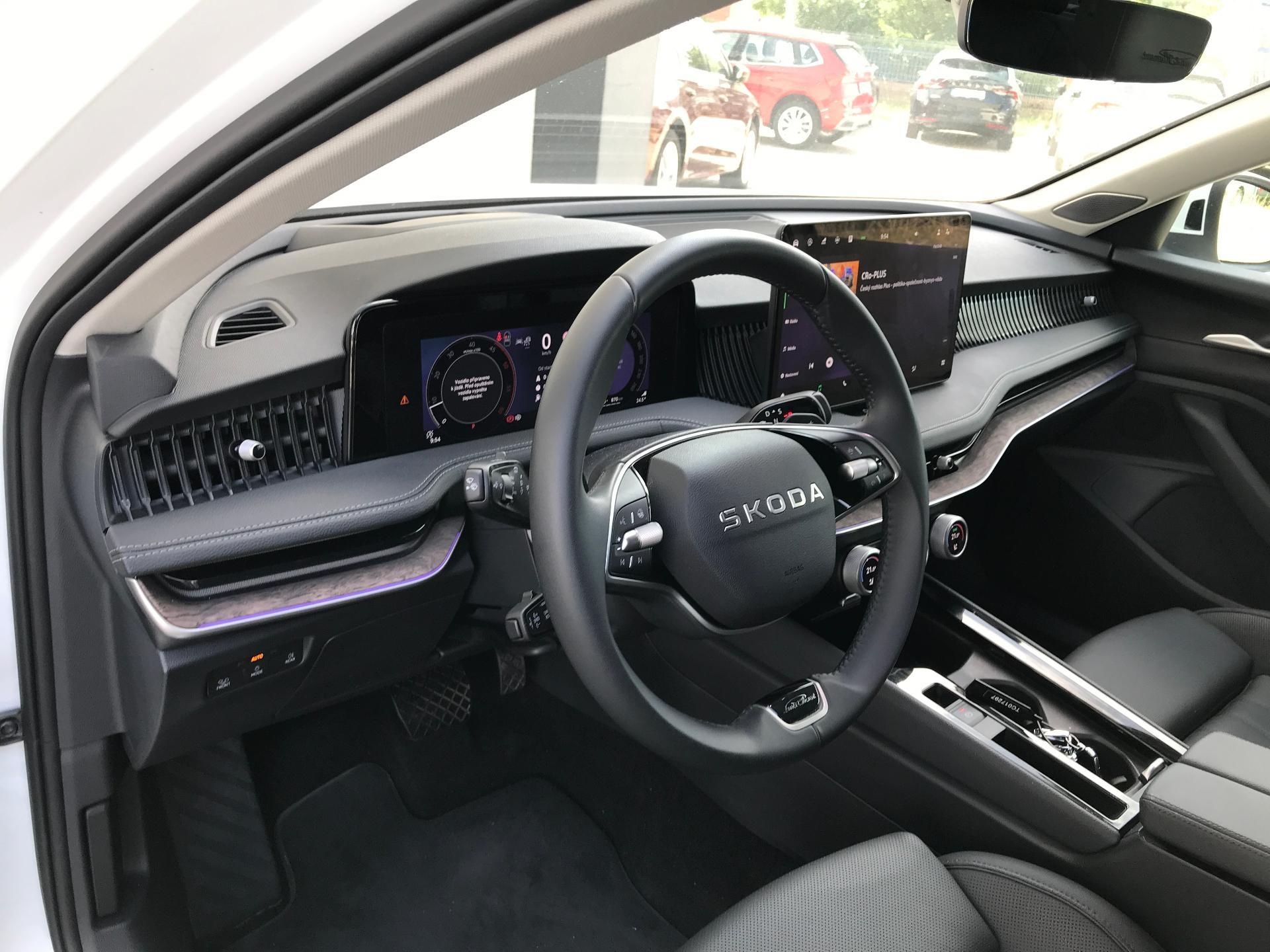 Škoda Superb