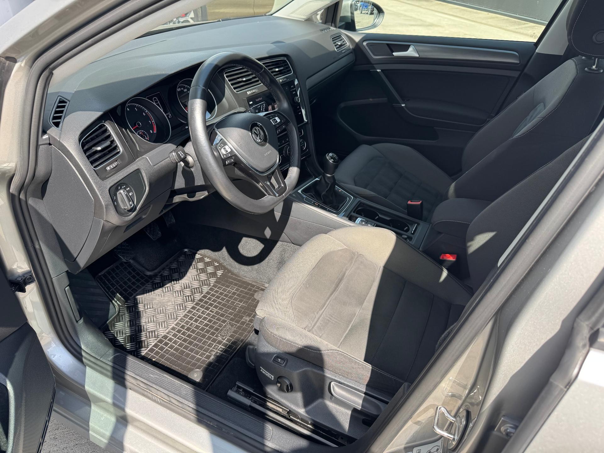 Volkswagen Golf Variant