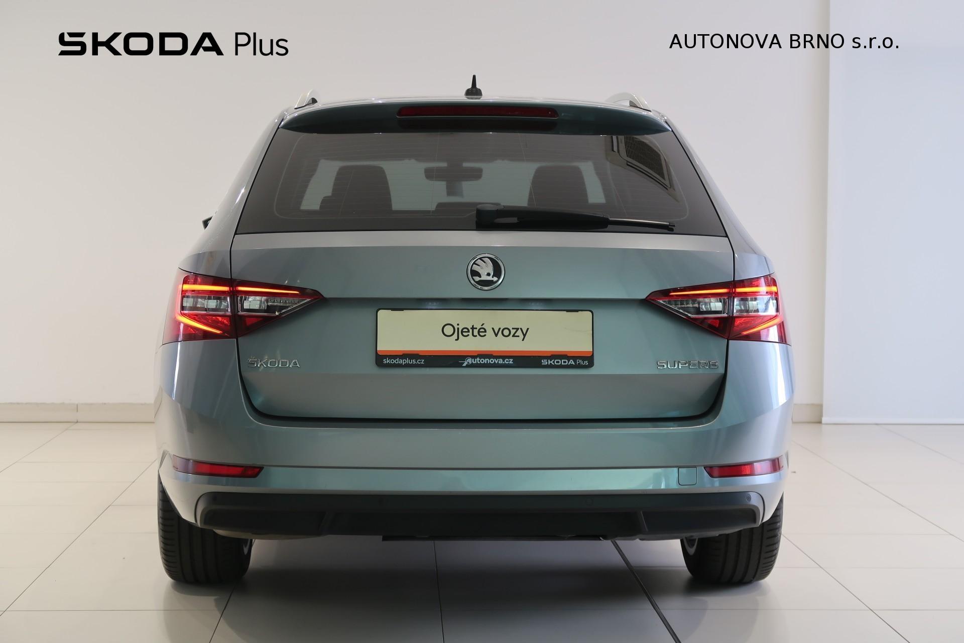 Škoda Superb